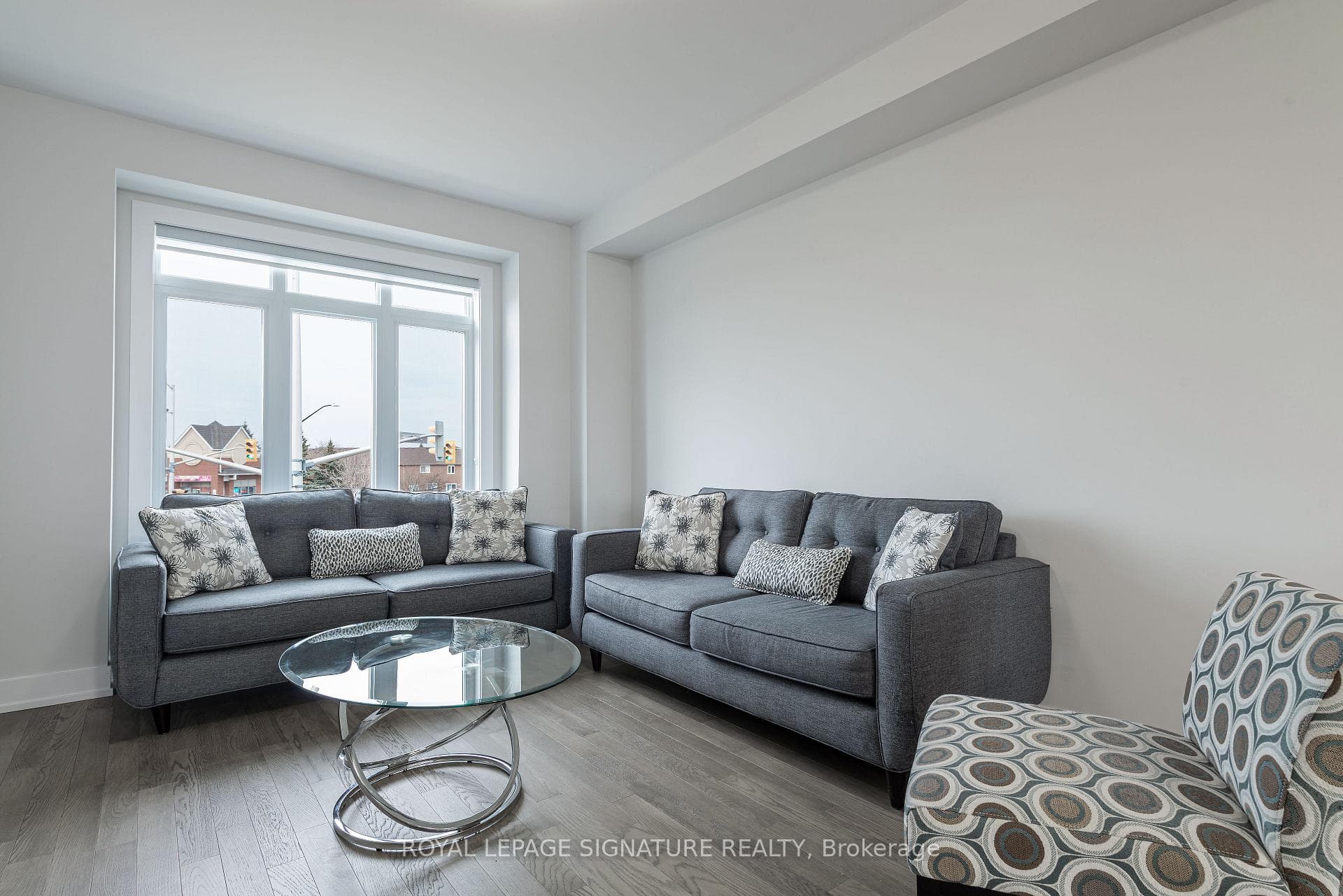 2166 Postmaster Drive photo 8