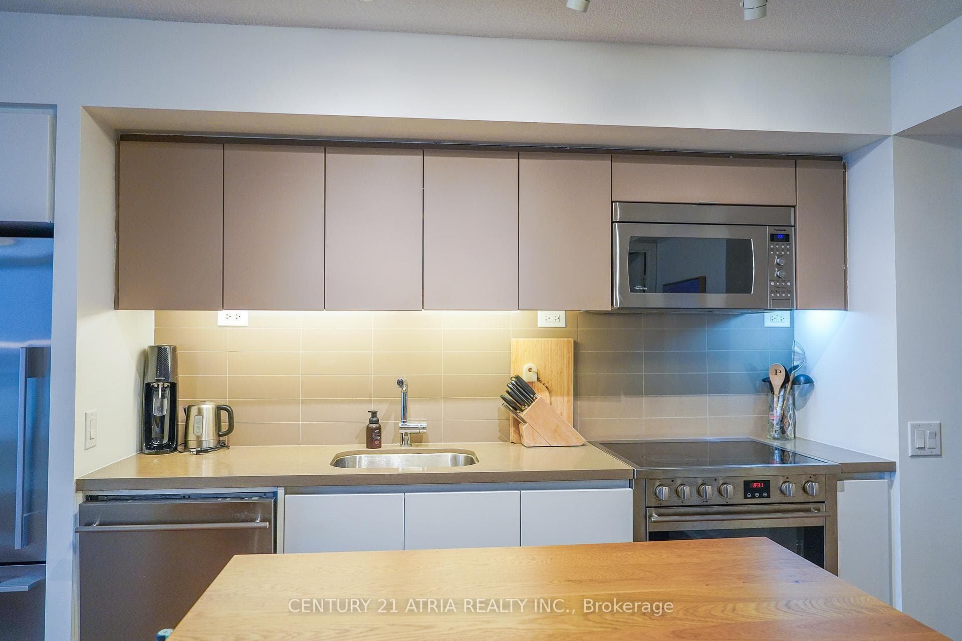85 Queens Wharf Road Unit 1905 photo 6