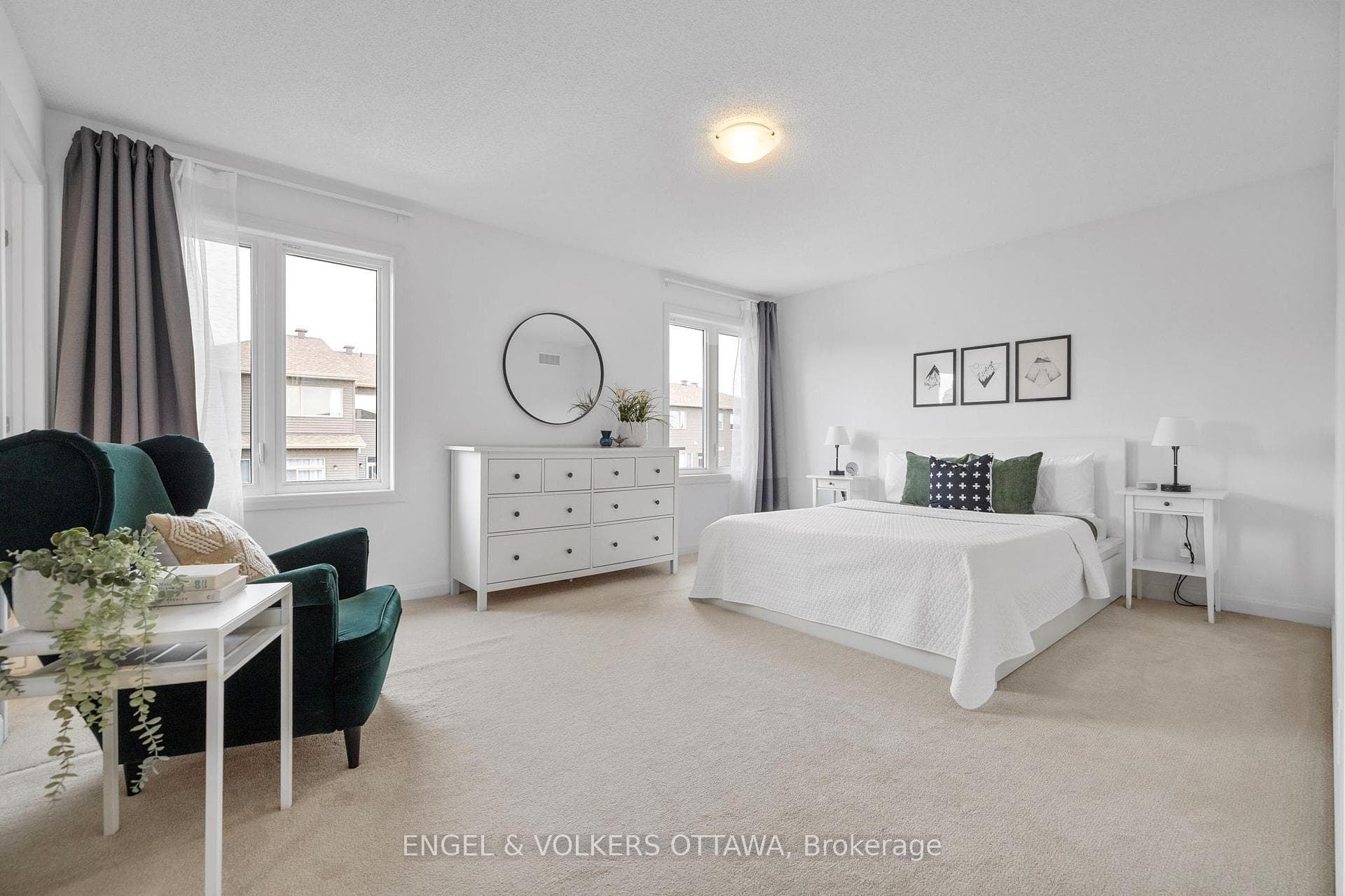77 Amber Street photo 15