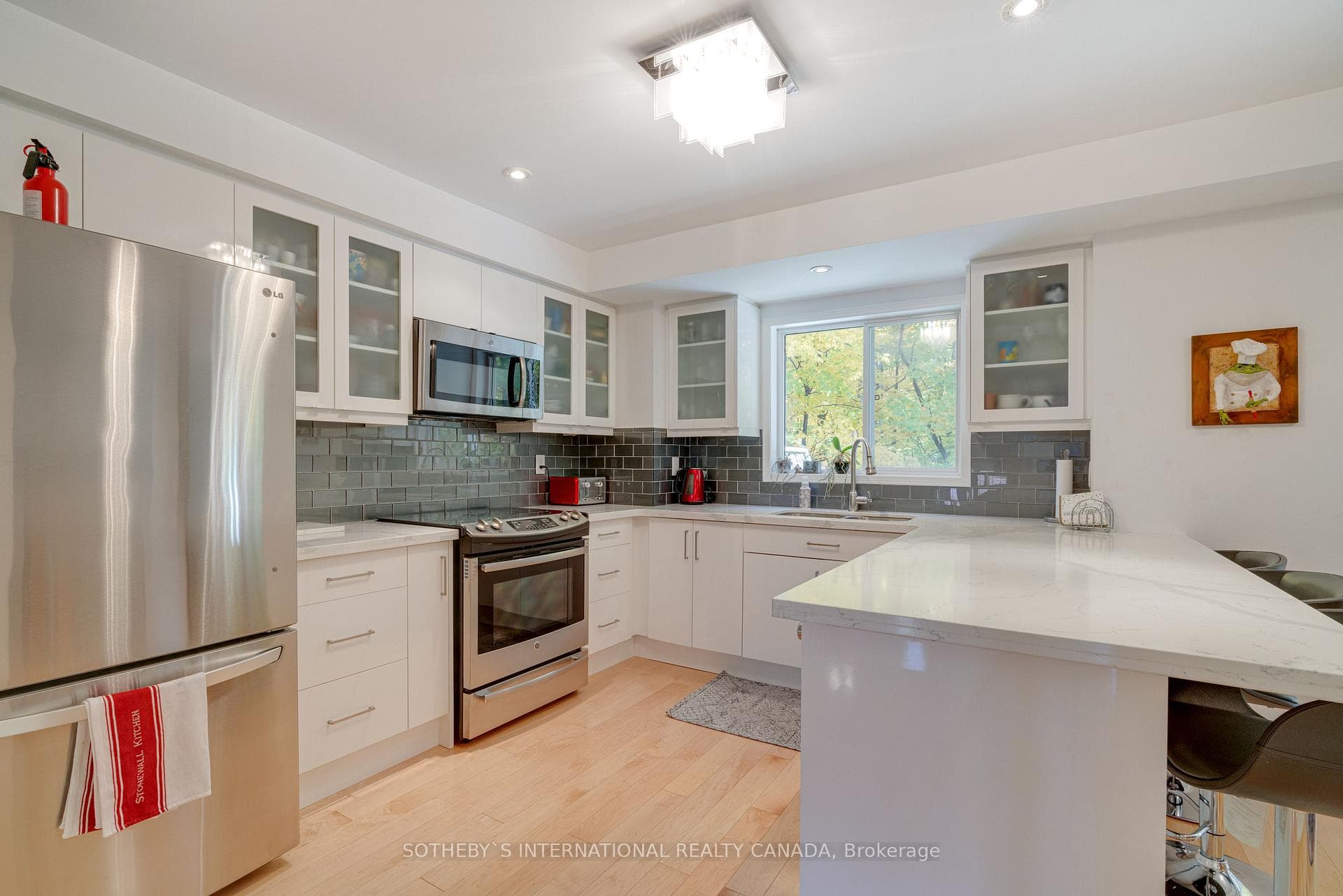 2398 Britannia Road Unit 15 photo 6