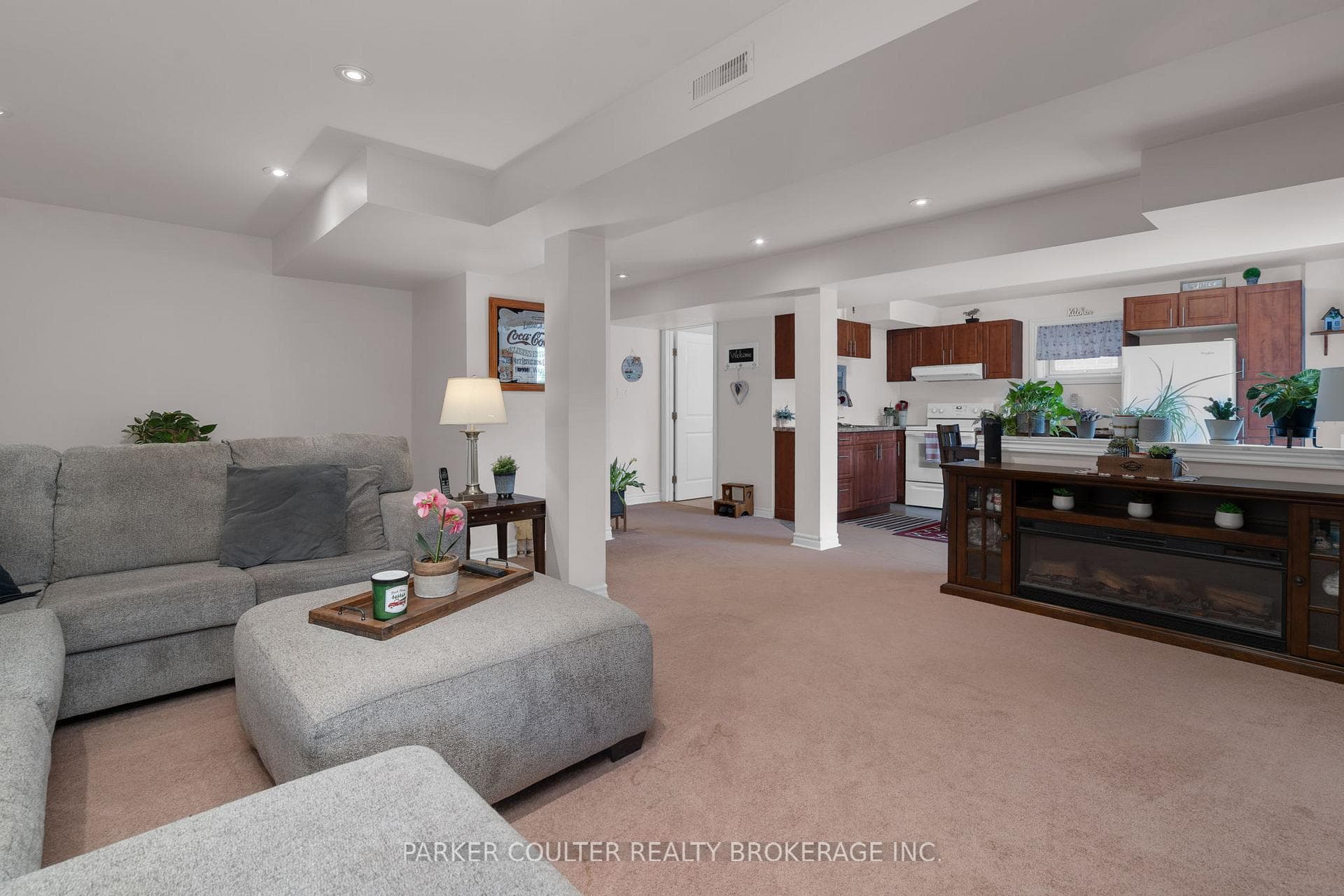 2034 Celeste Street photo 34