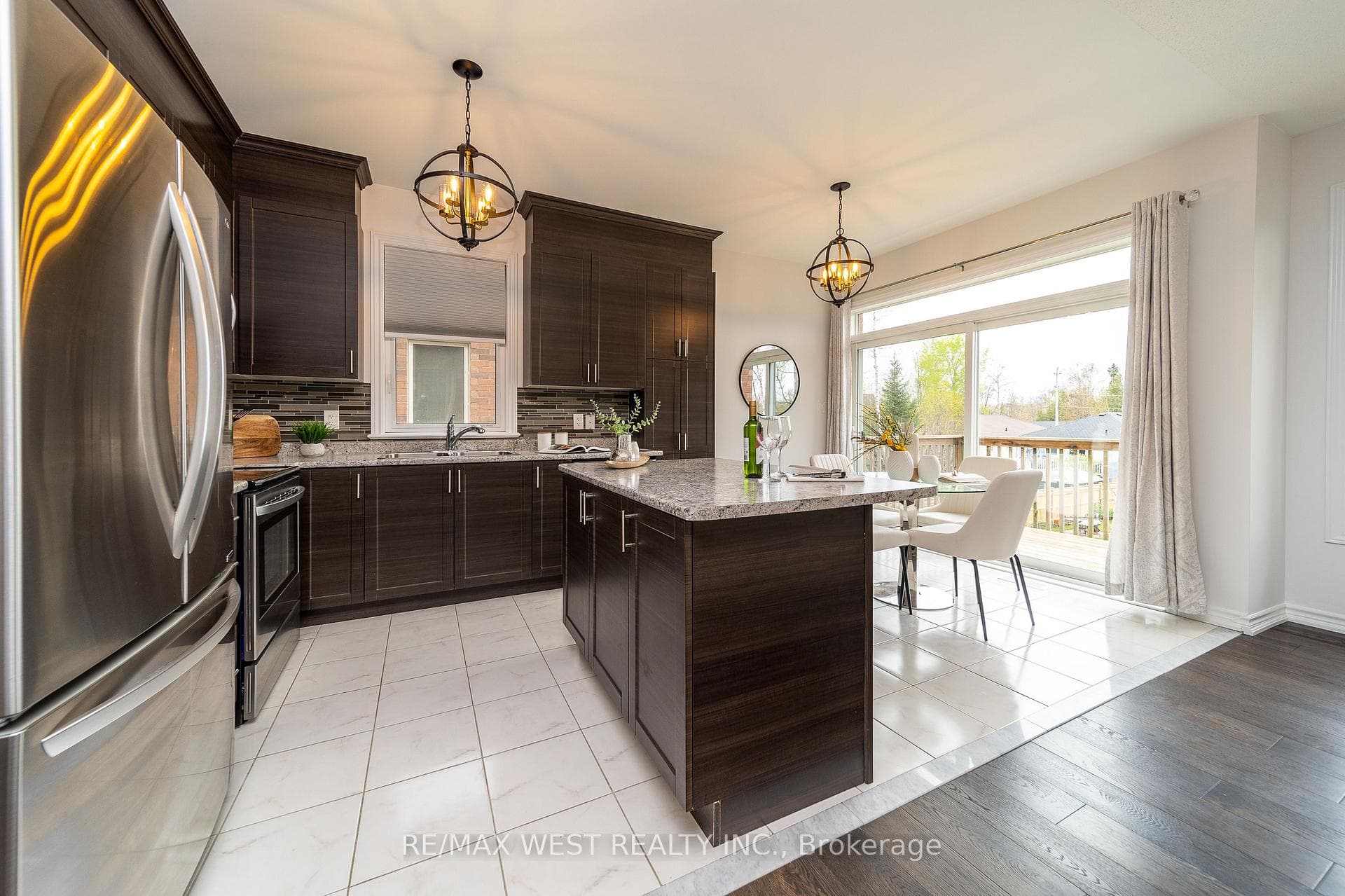 Dining Room/Kitchen