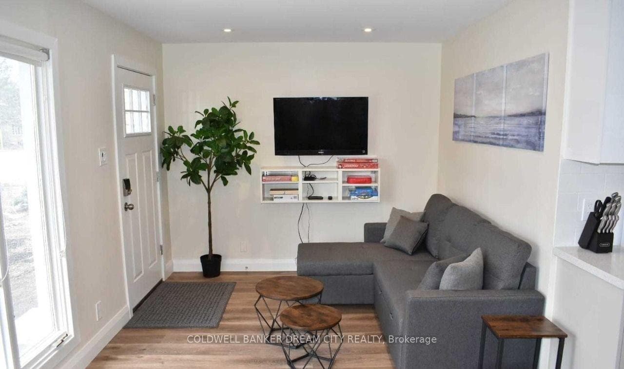 9 Balson Boulevard photo 11
