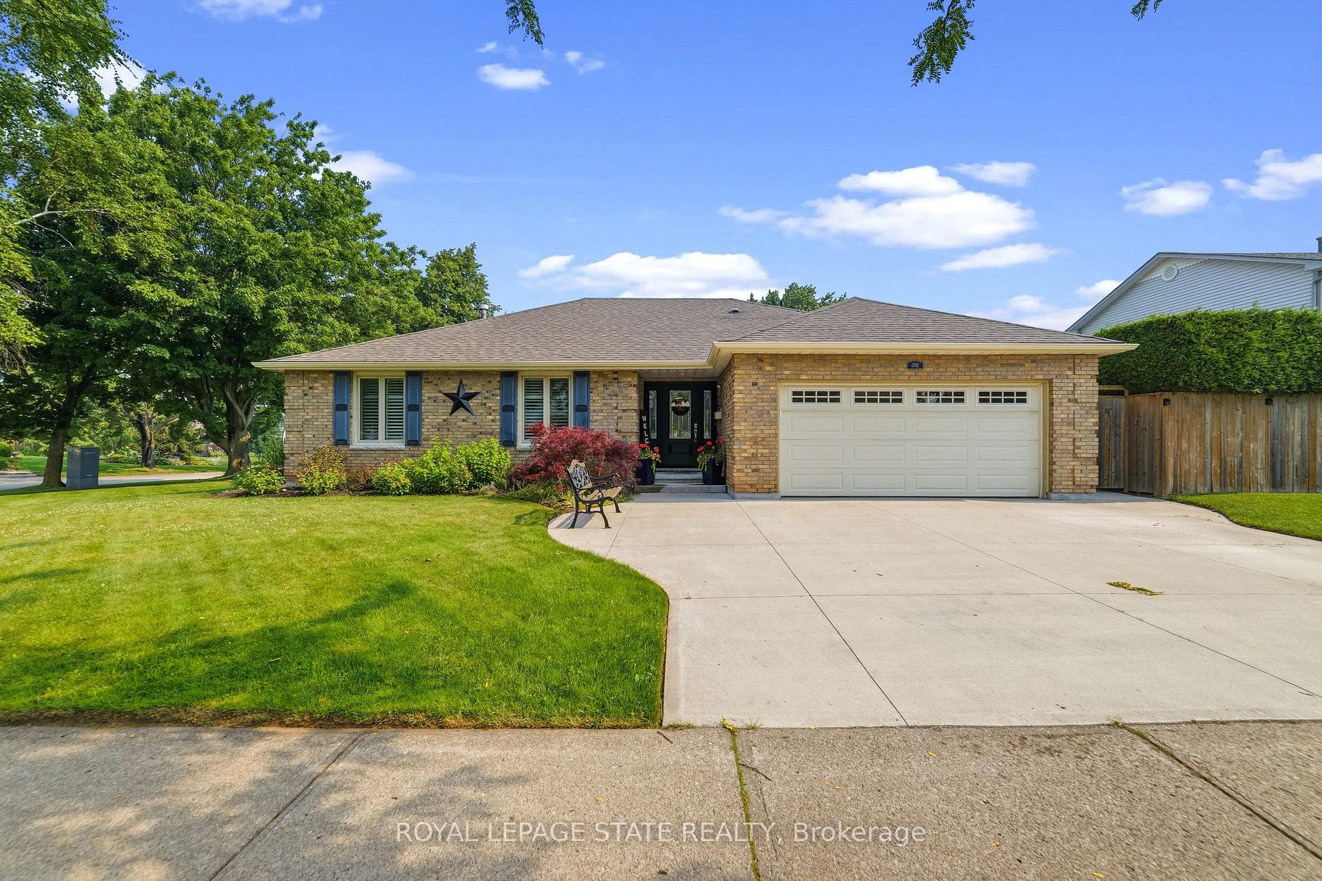 1 Banburry Crescent photo 1