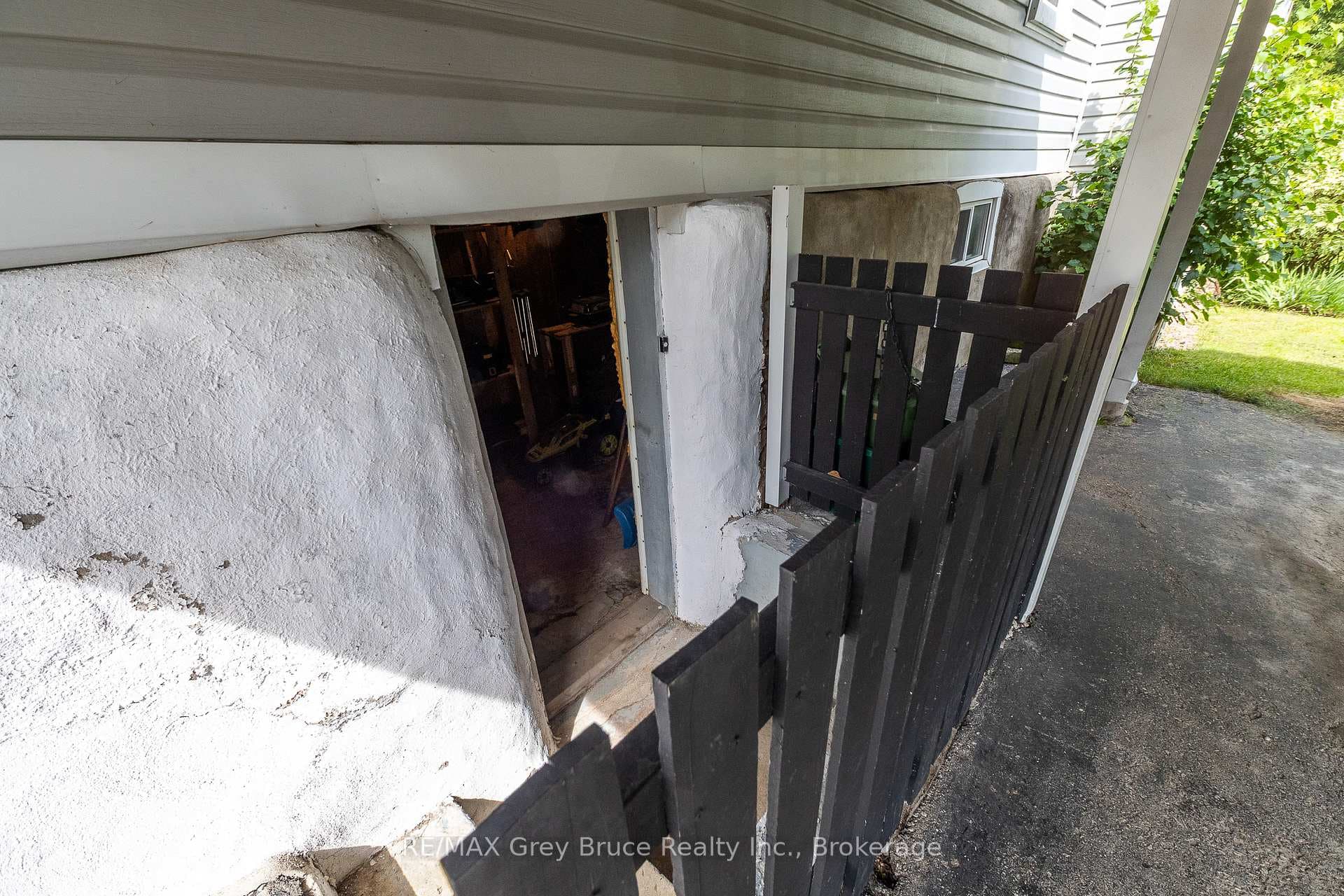 1591 5th Avenue photo 43