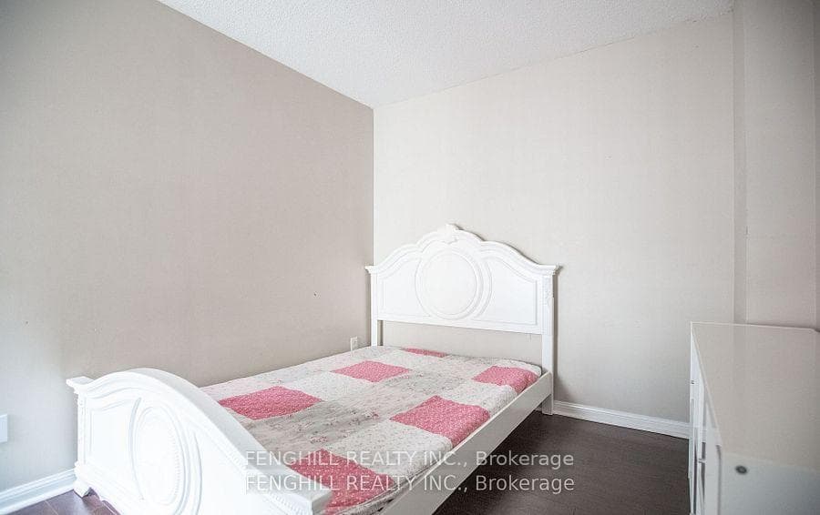 3 Everson Drive Unit 208 photo 11