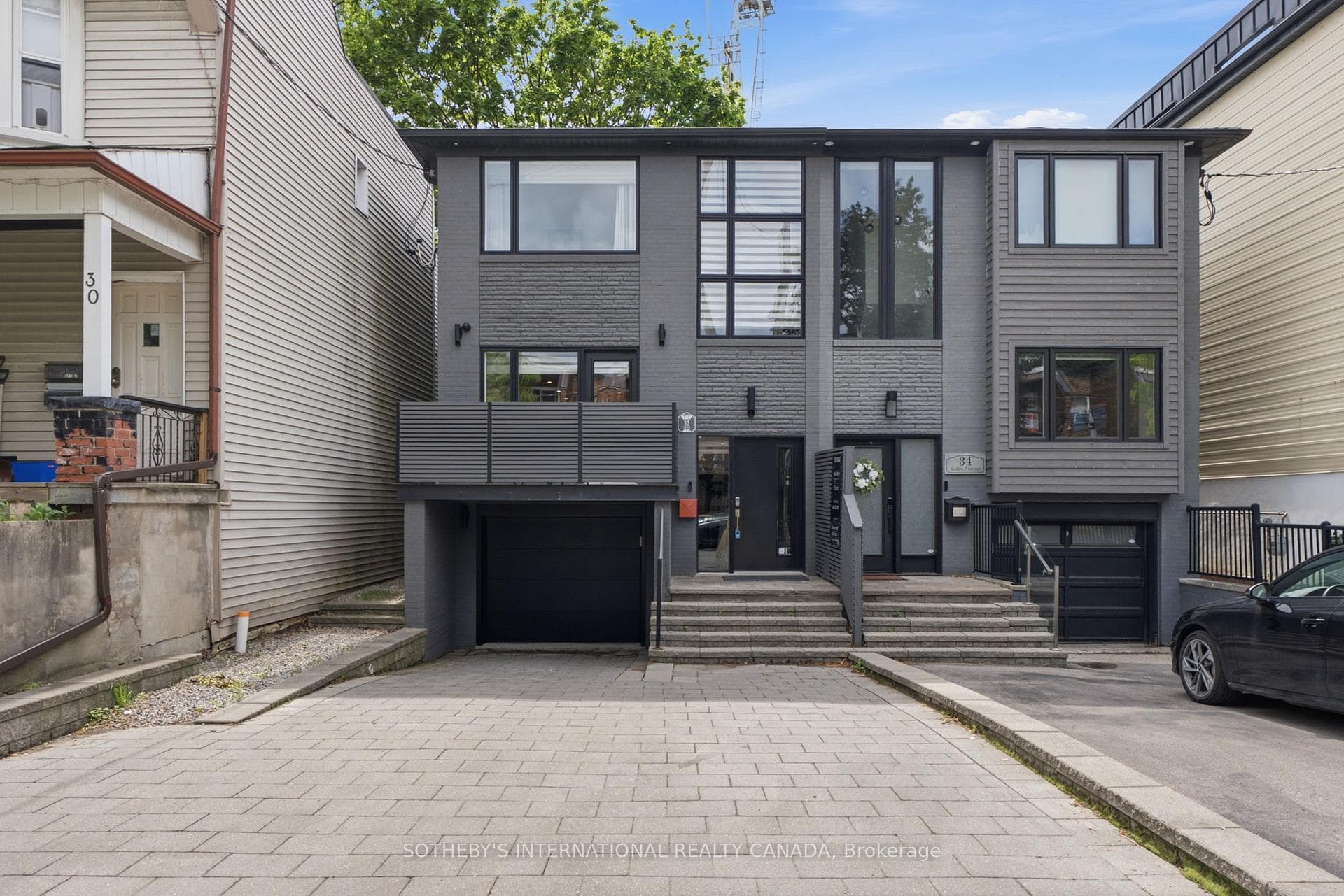 32 Eaton Avenue photo 2