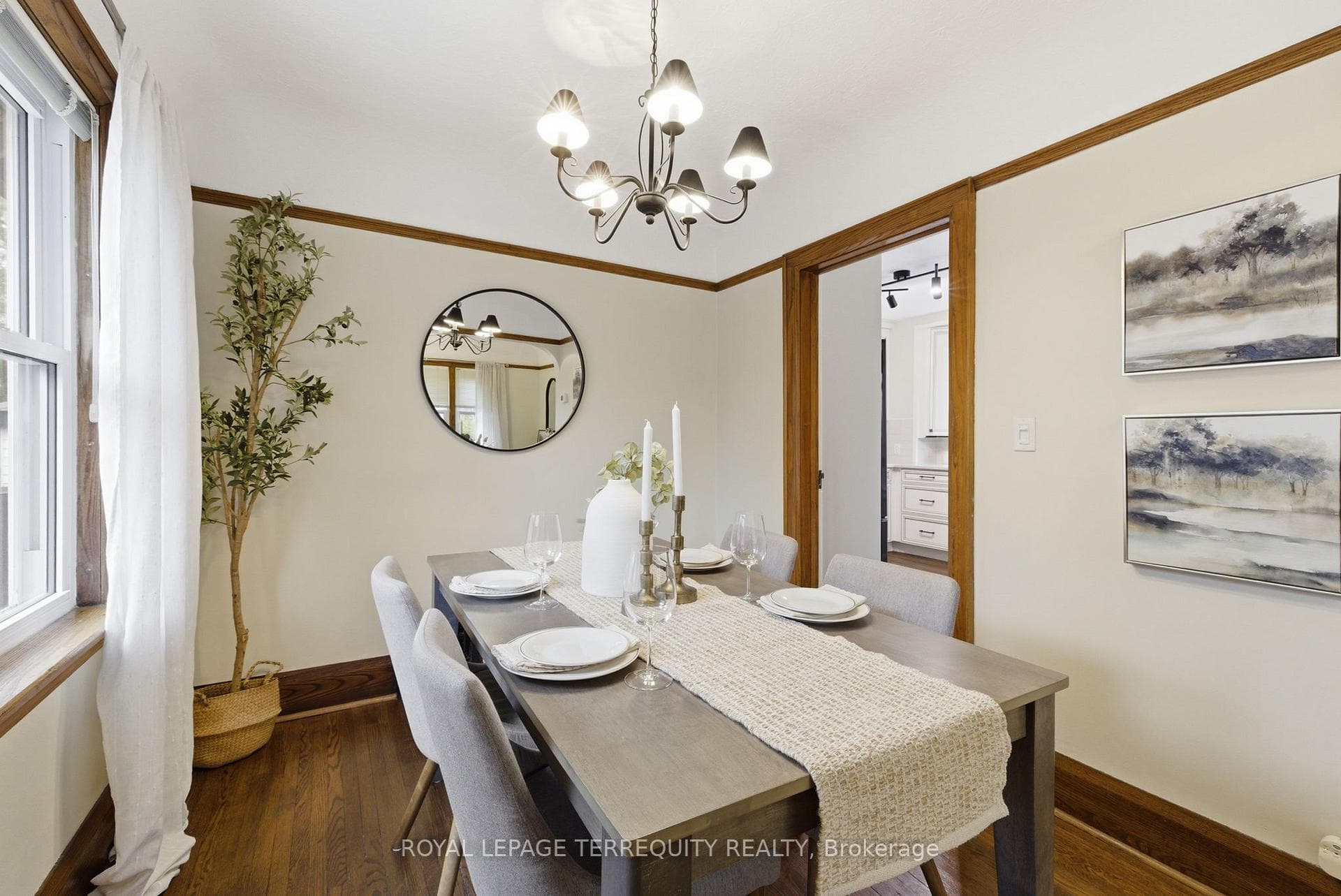 253 Oshawa Boulevard photo 17