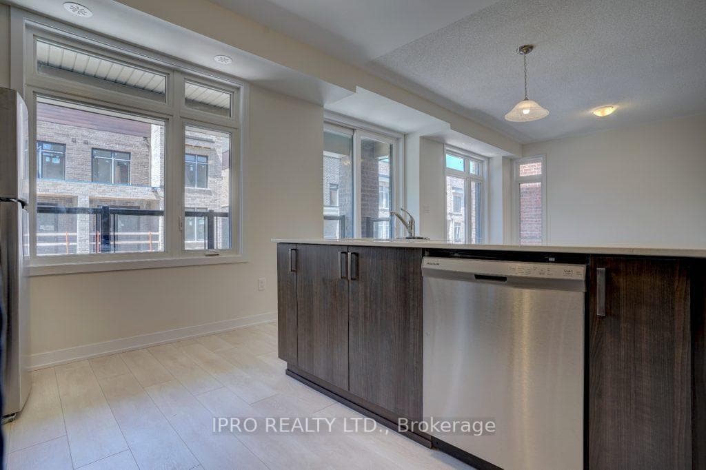 1865 Pickering Parkway Unit 801 photo 12