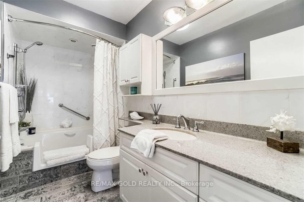 34 Argyle Crescent photo 18