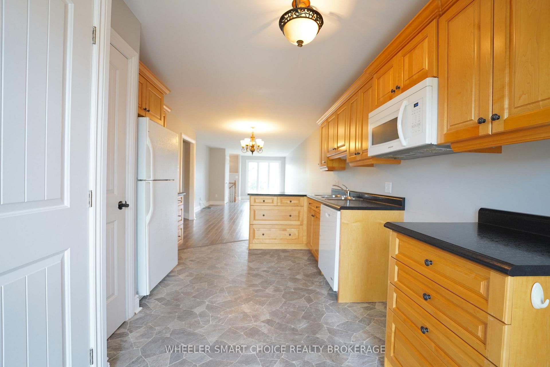 53 Mercier Avenue photo 9