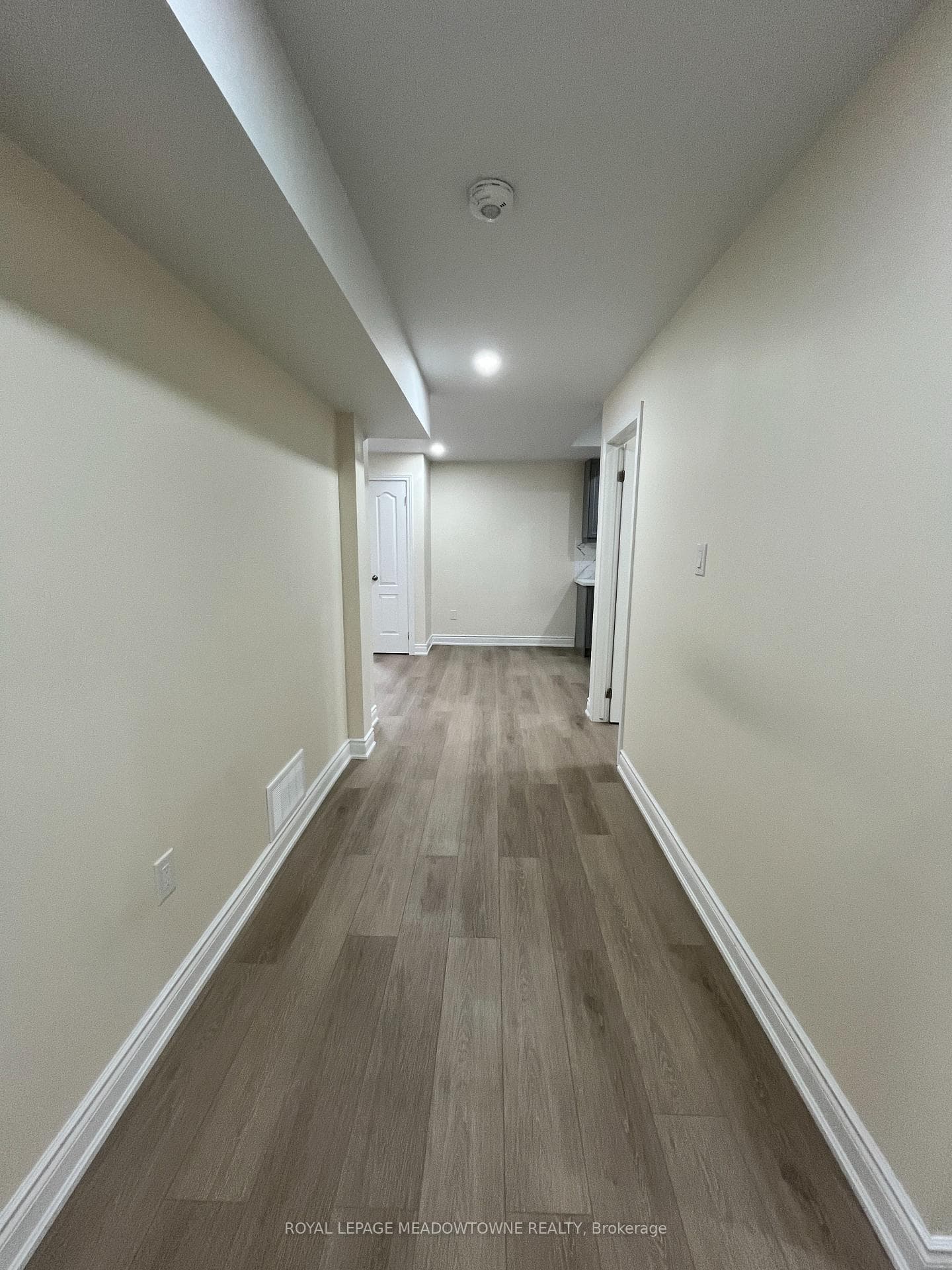 14 Lyle Way Unit Bsmt photo 10