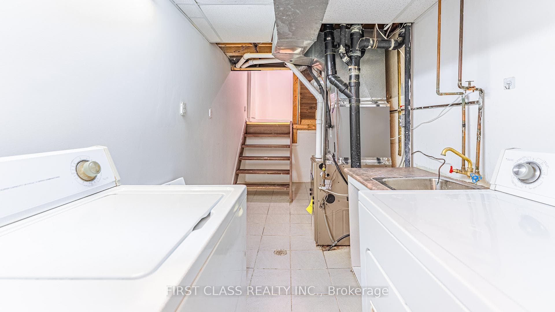 102 Jenny Wrenway Way photo 35