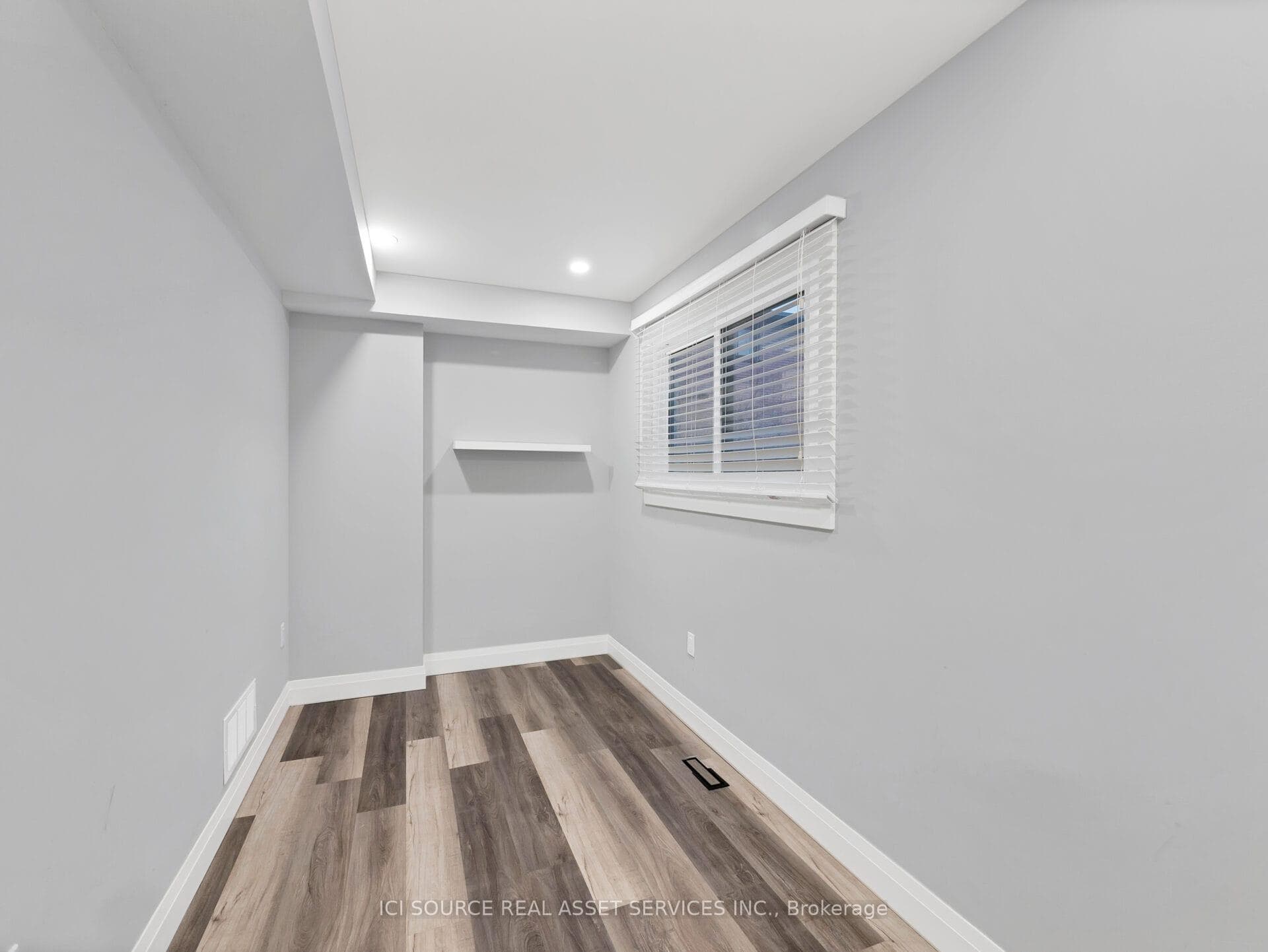 93 Presidio Drive Unit B photo 7