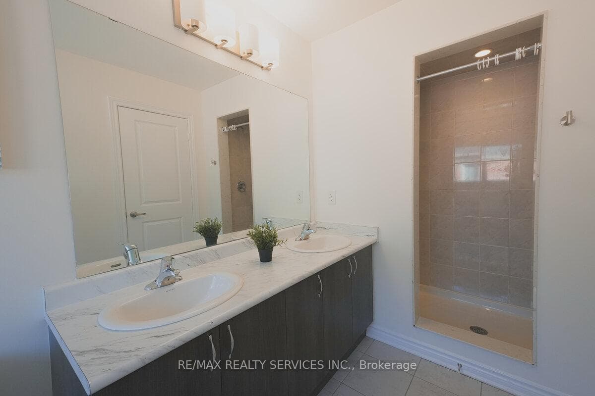 3 Sparrowbrook Street photo 25