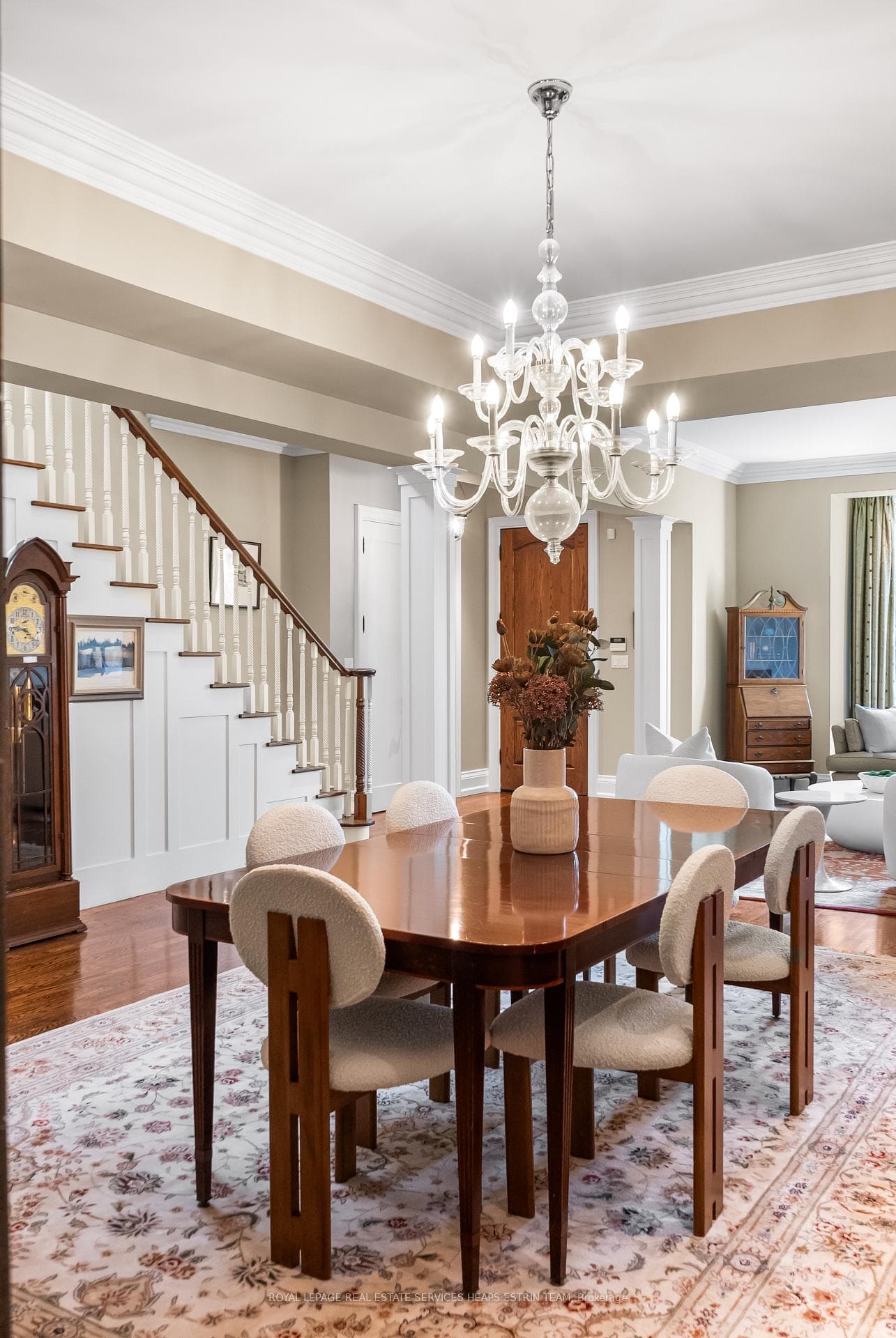114 Belsize Drive photo 8