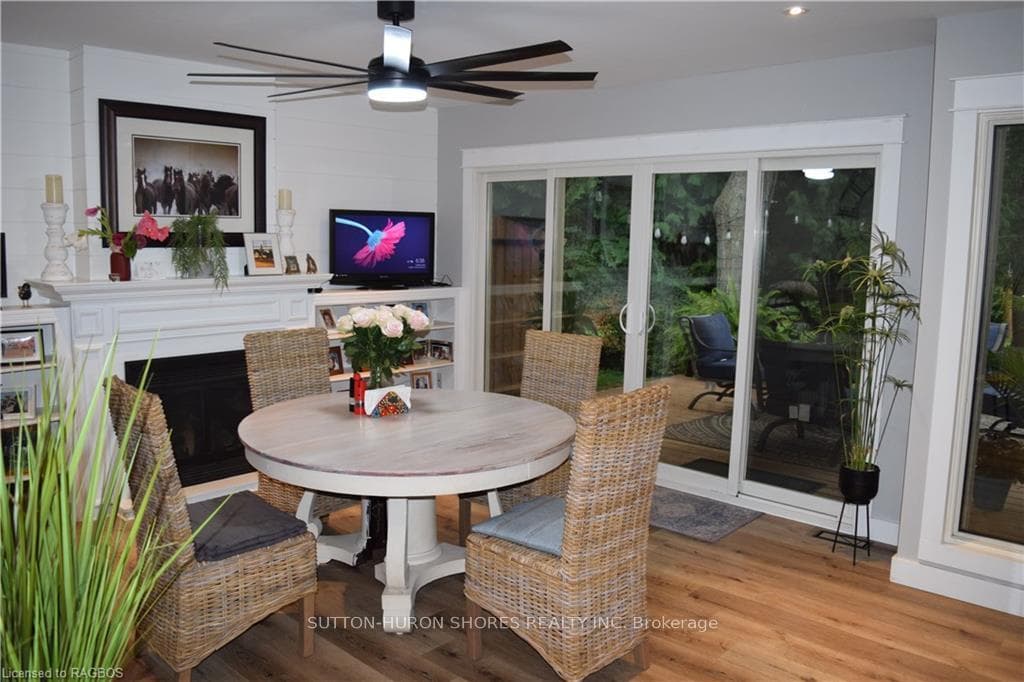 230 TYENDINAGA Drive photo 30