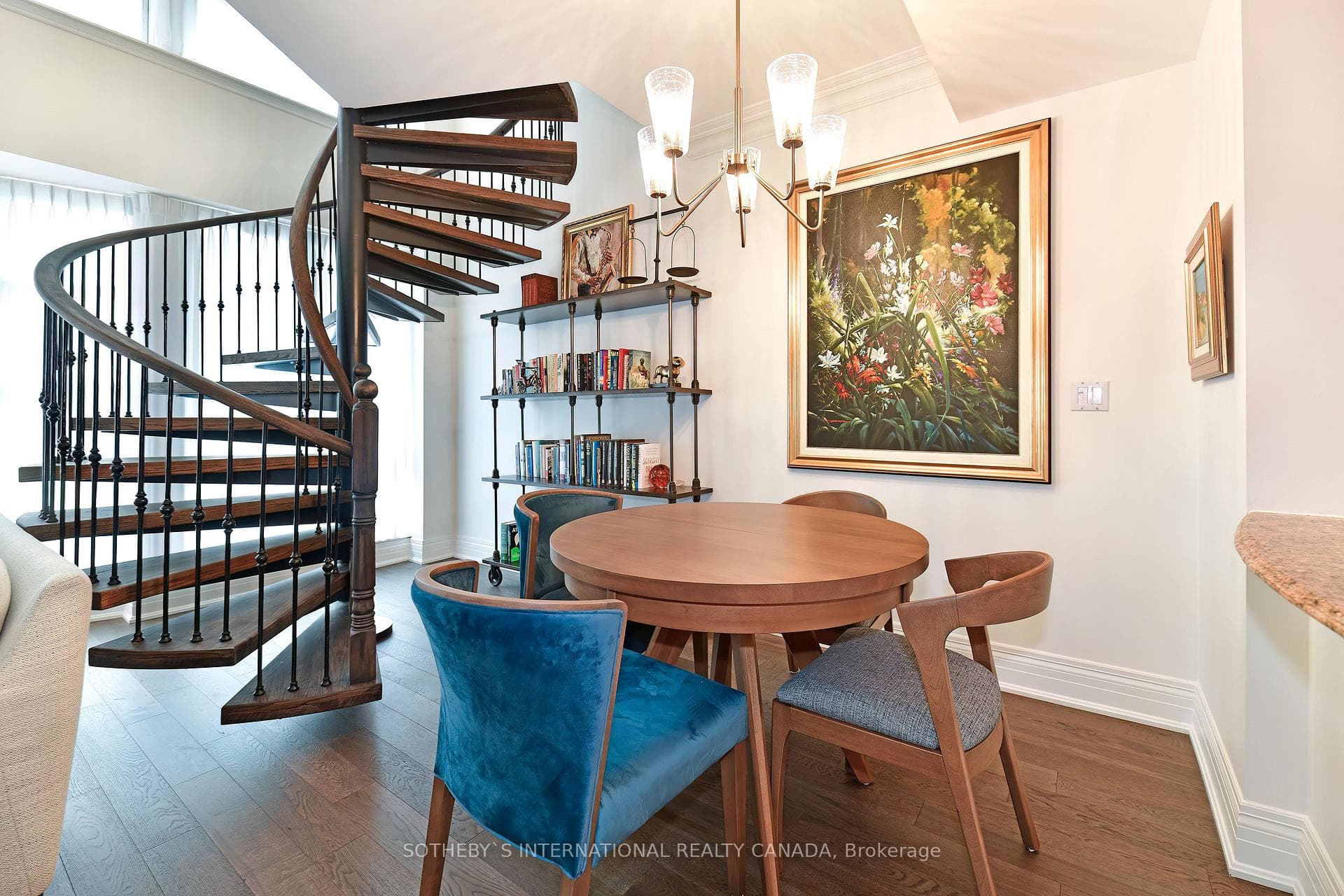 33 Delisle Avenue Unit 403 photo 6