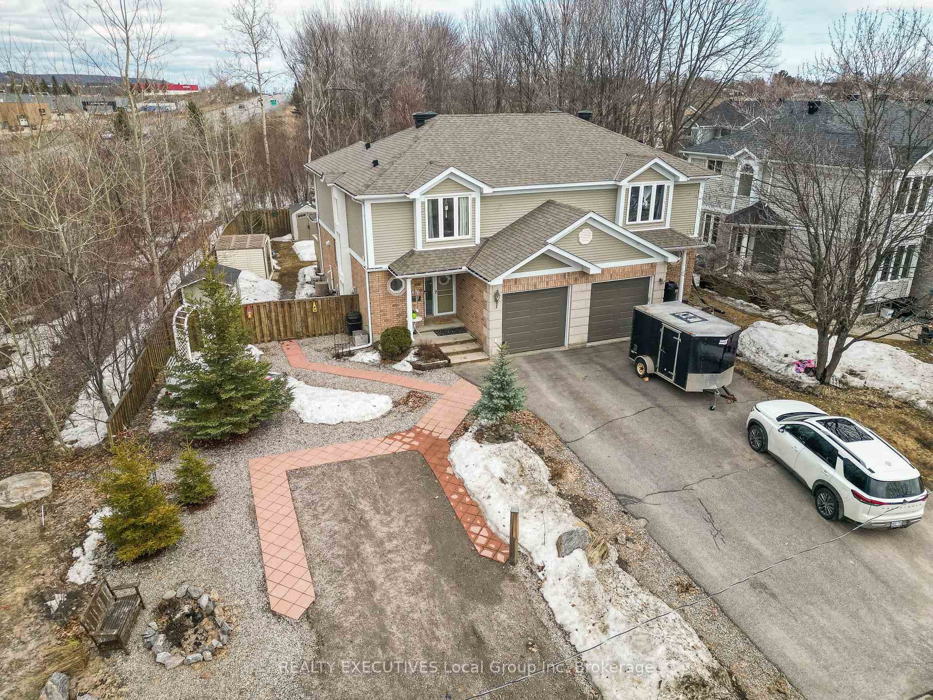 670 Tackaberry Drive photo 47
