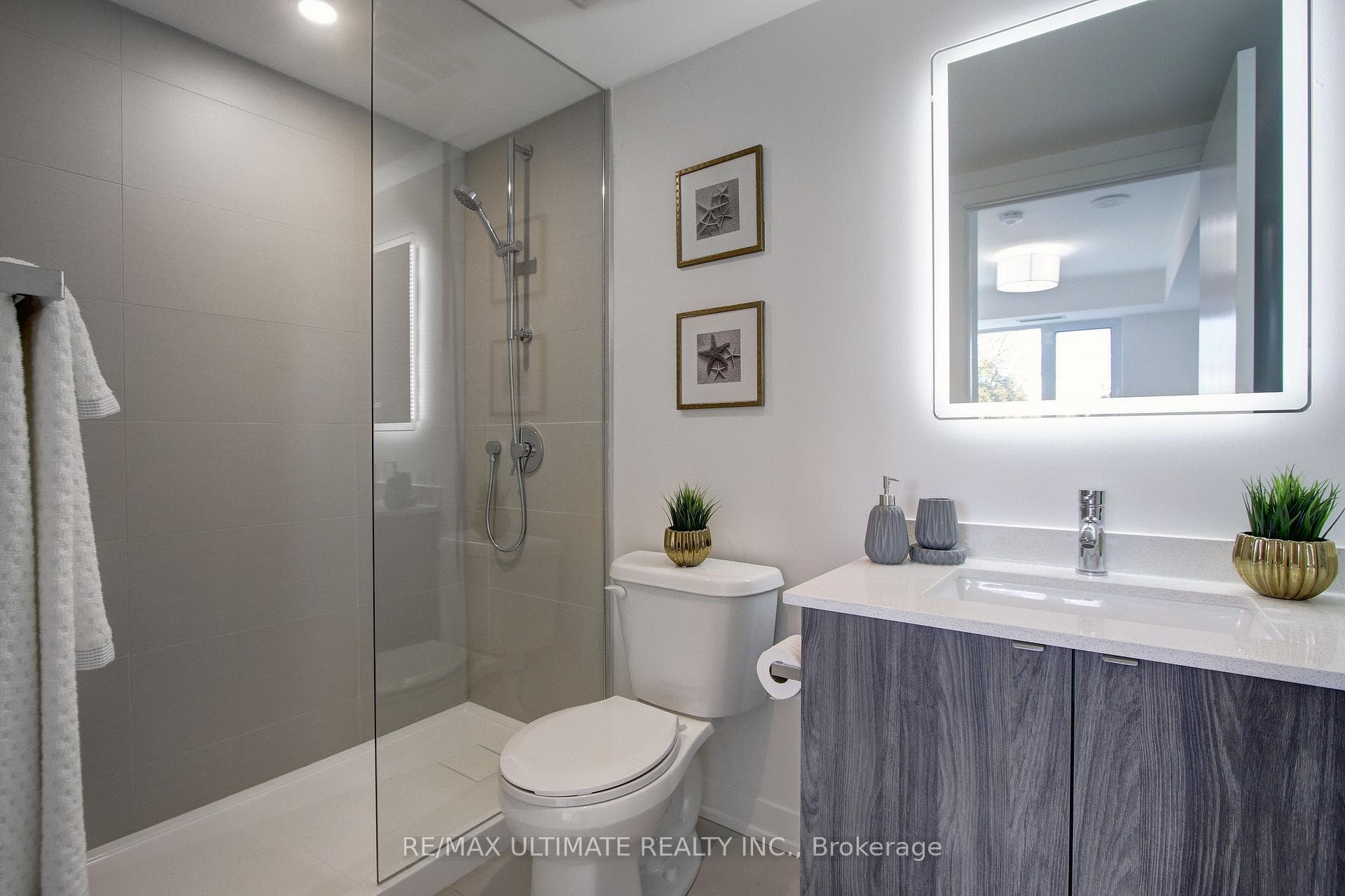 1401 O'connor Drive Unit 303 photo 10