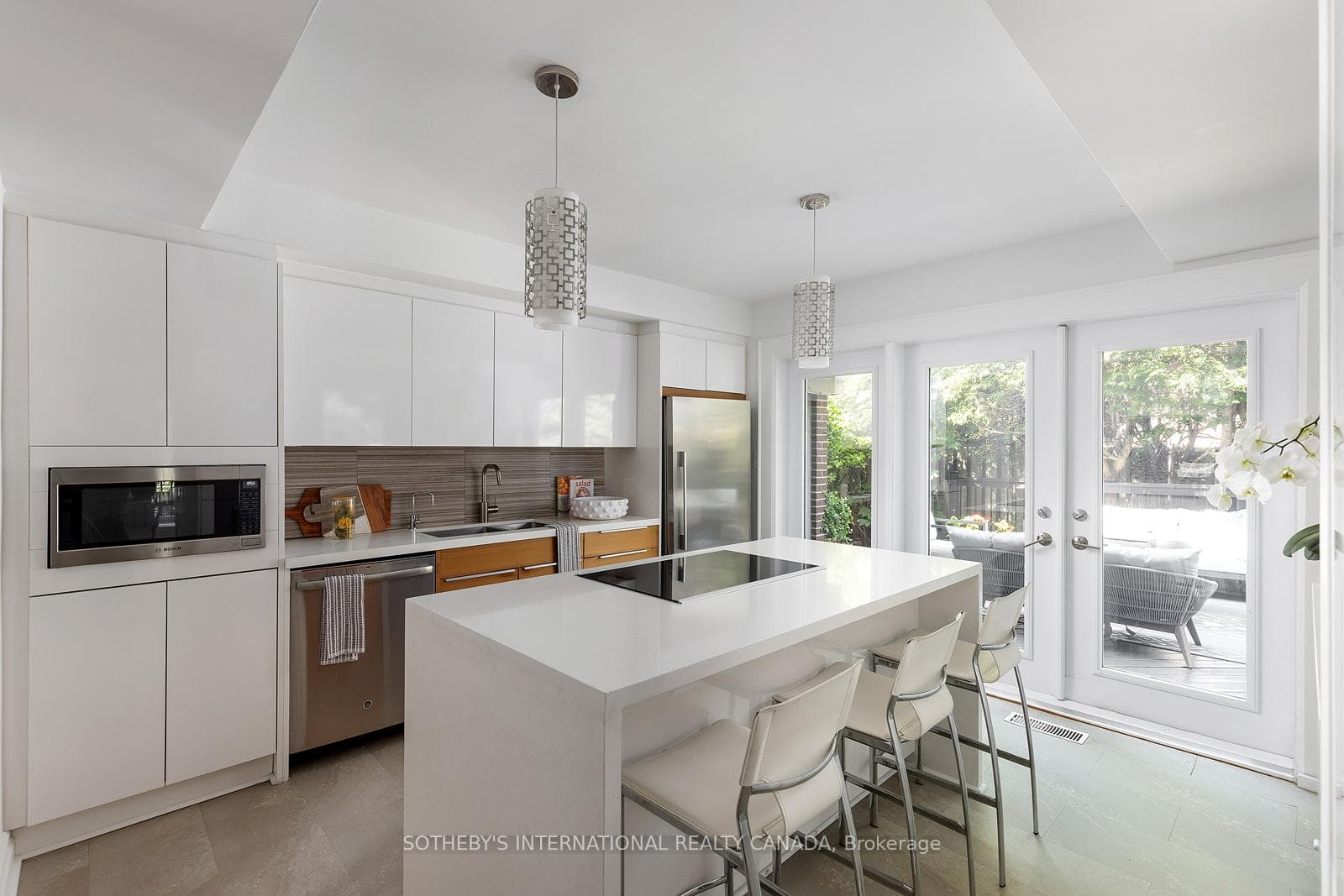 60 Doonaree Drive photo 6