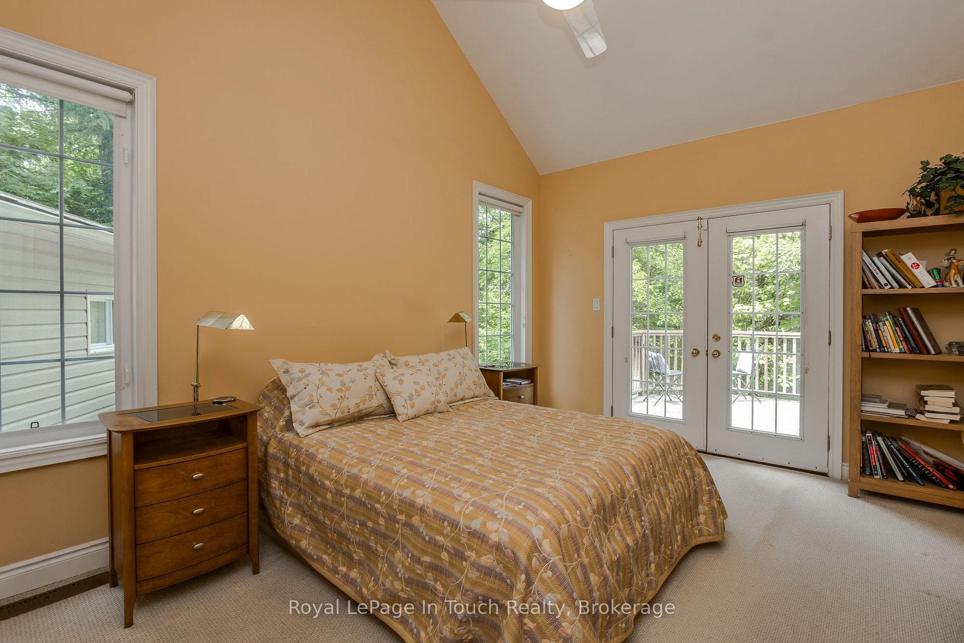 8 Woodward Drive photo 26