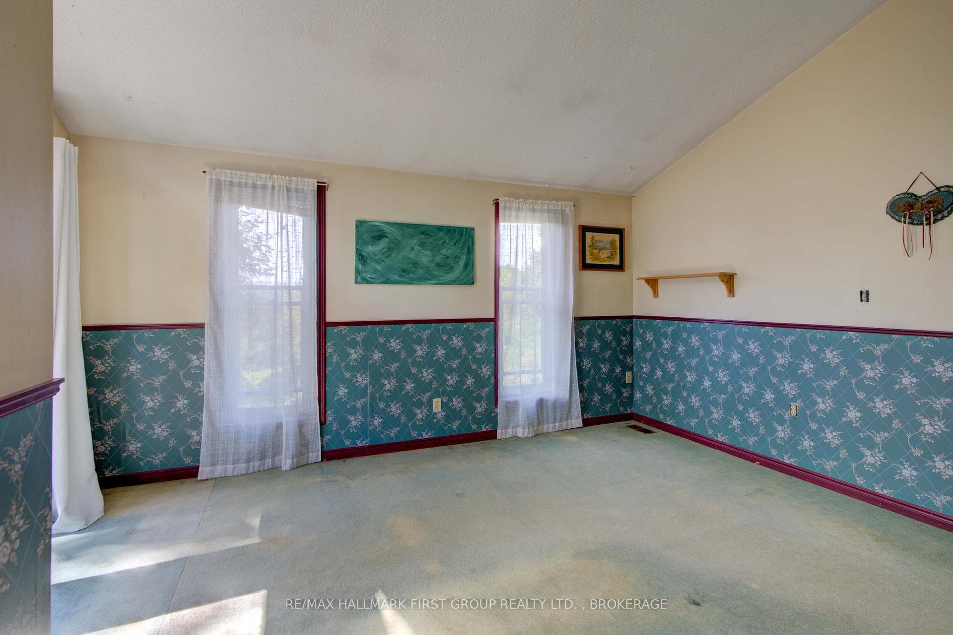 659 Moira Road photo 17