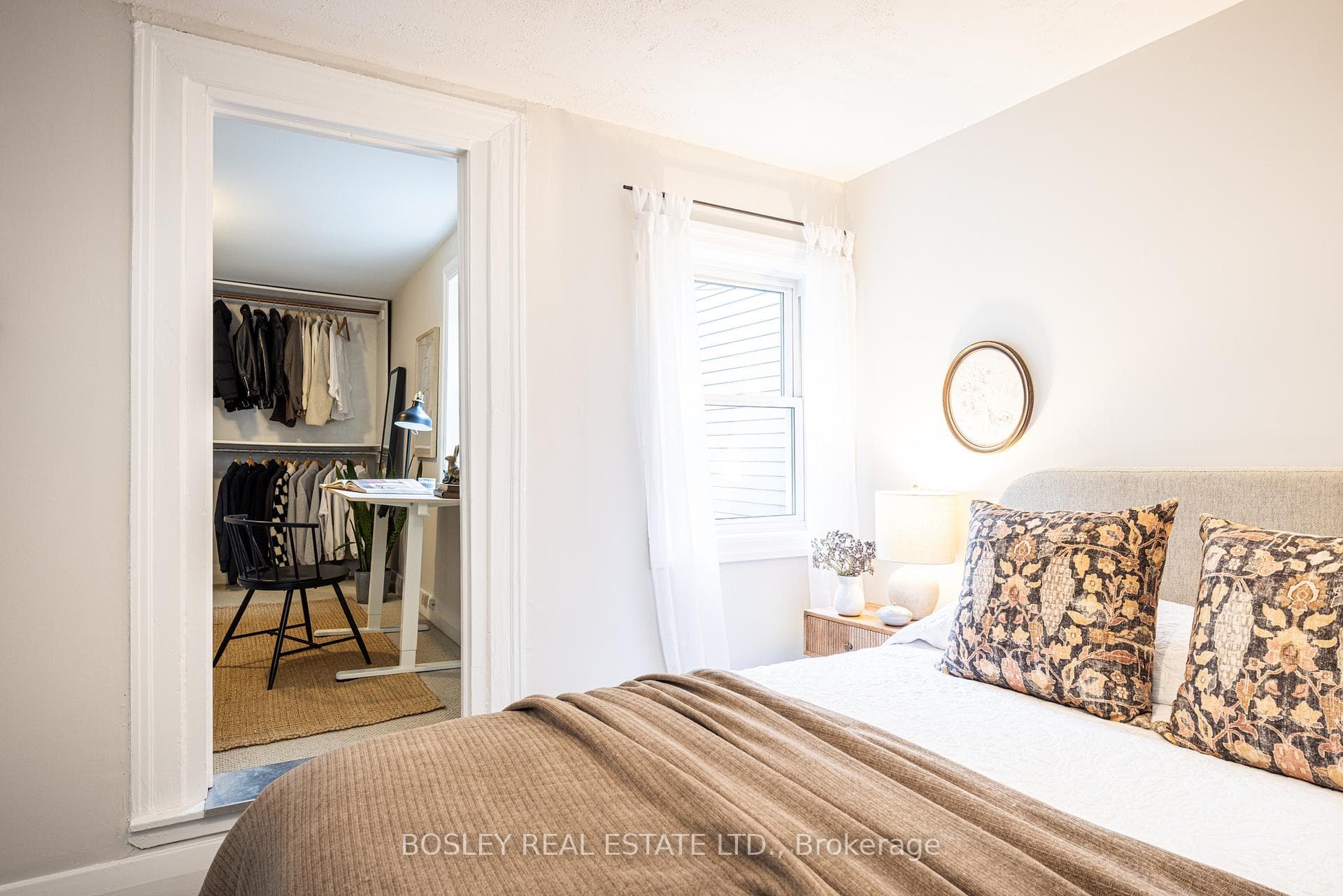 195 Rhodes Avenue photo 12