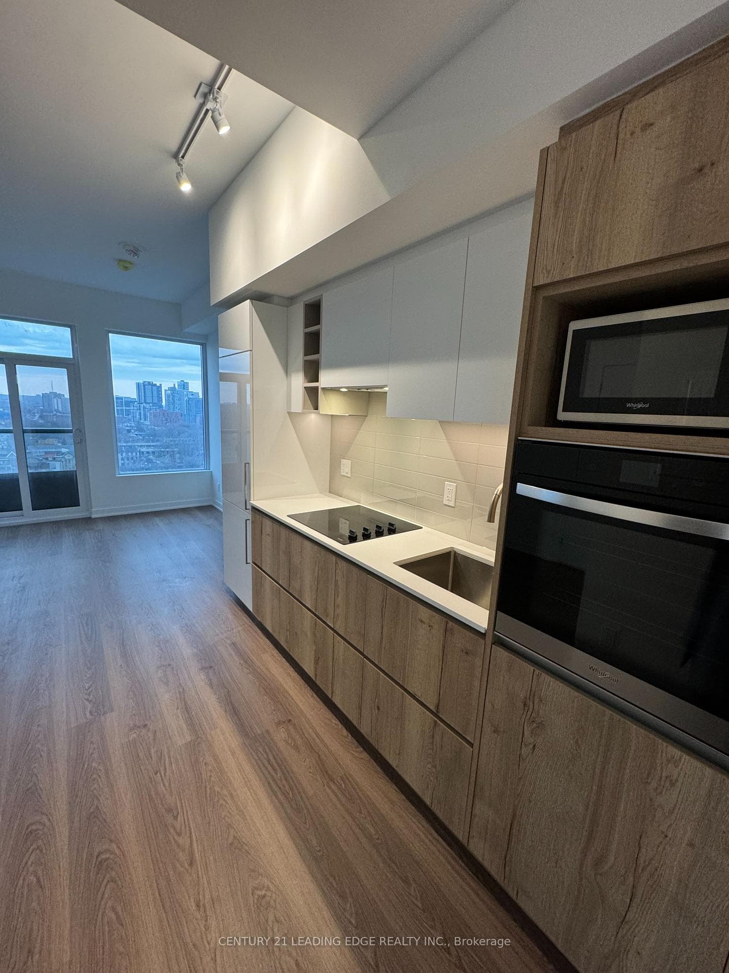 319 Jarvis Street Unit 1511 photo 7