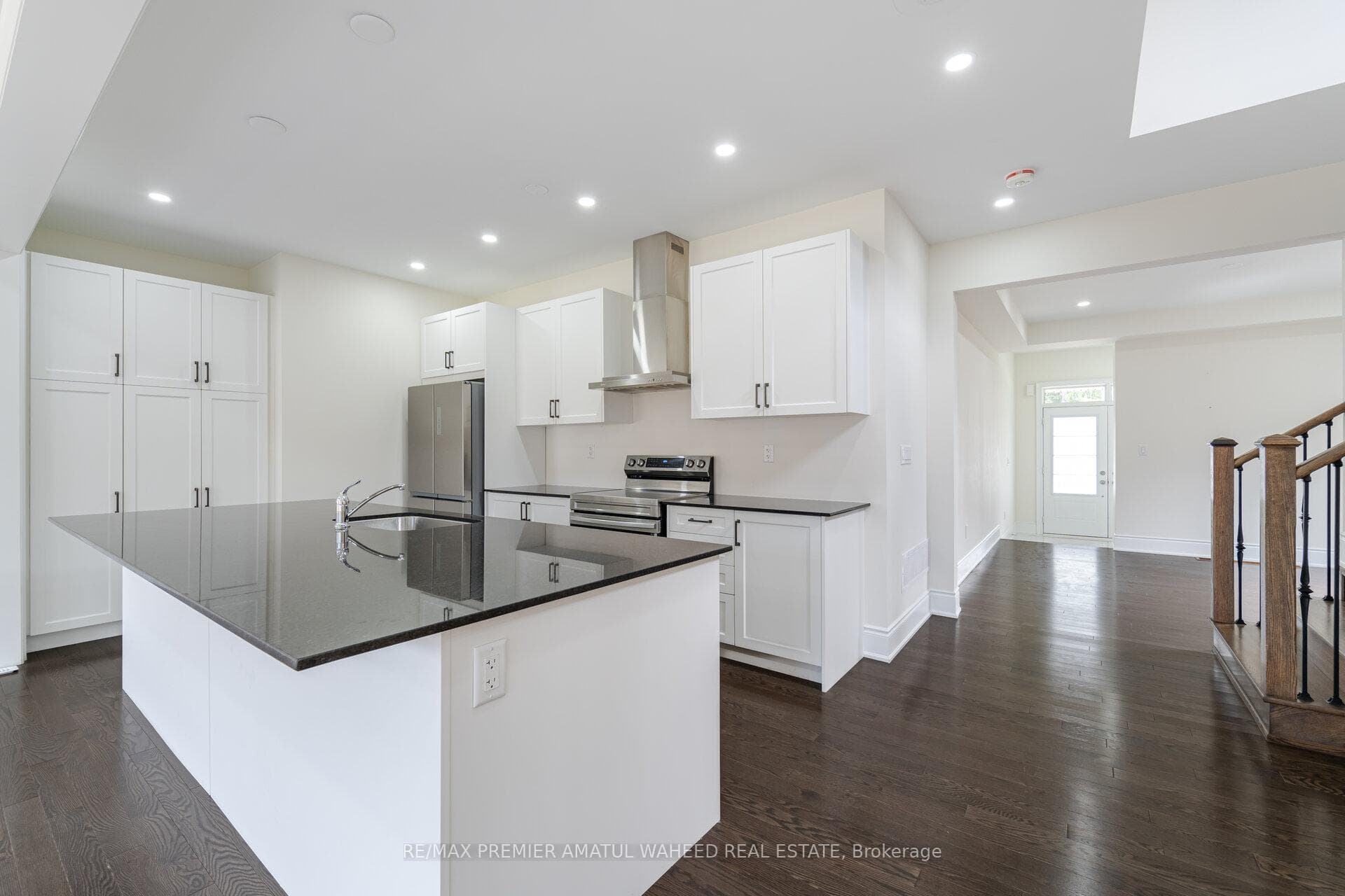 3 Coldwell Bay Circle photo 7