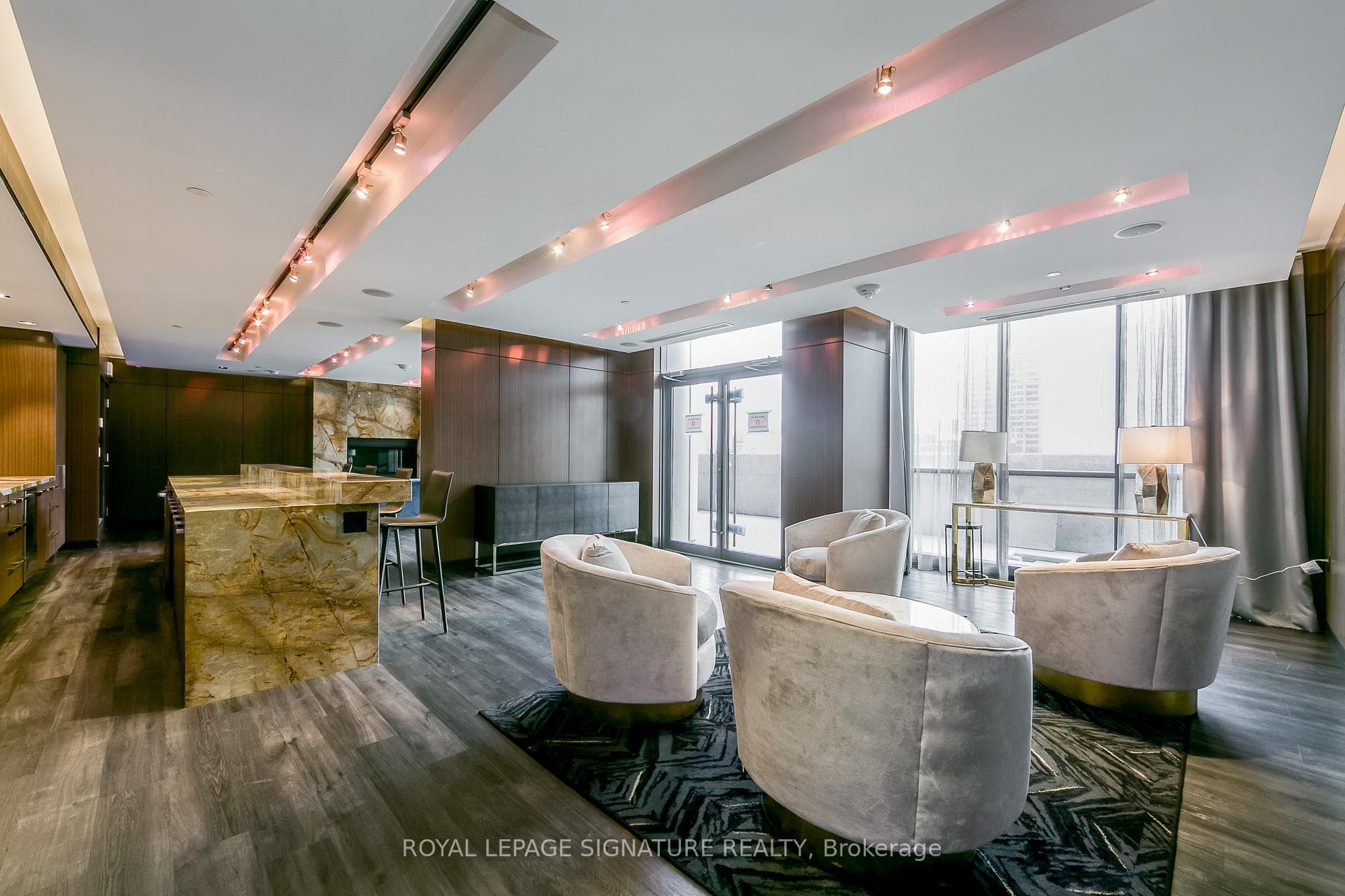 1 The Esplanade N/A Unit 203 photo 23