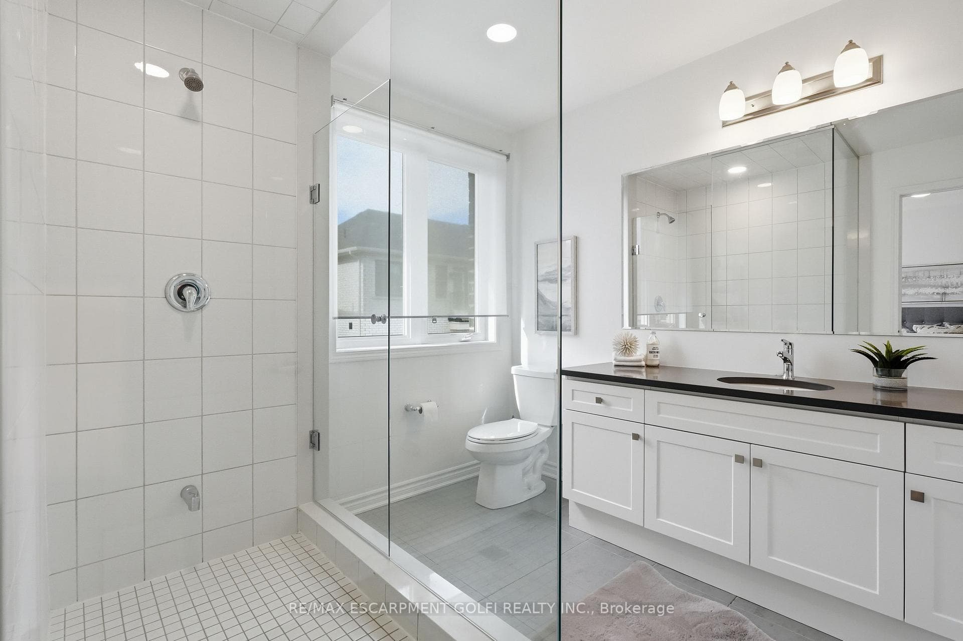 4045 Saida Street photo 24