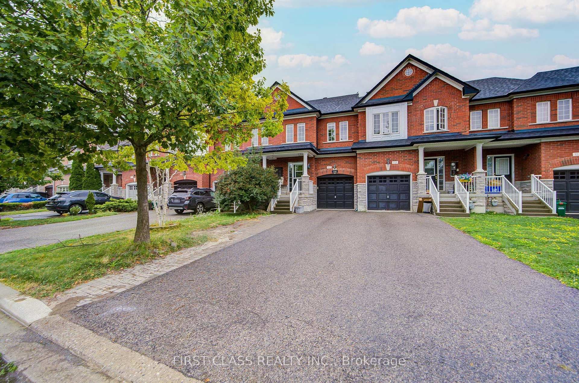 216 Zokol Drive photo 1