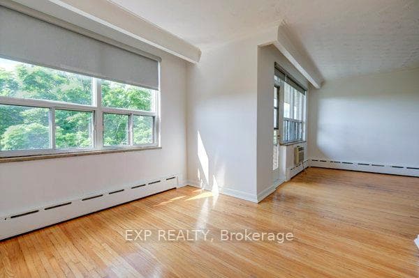 42 Meadowbrook Rd Road Unit Apt. 5 photo 5