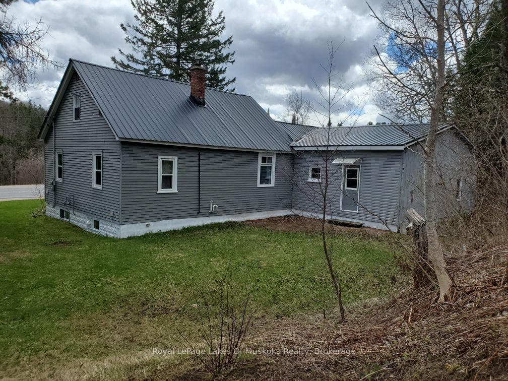 319 Ontario Street photo 4