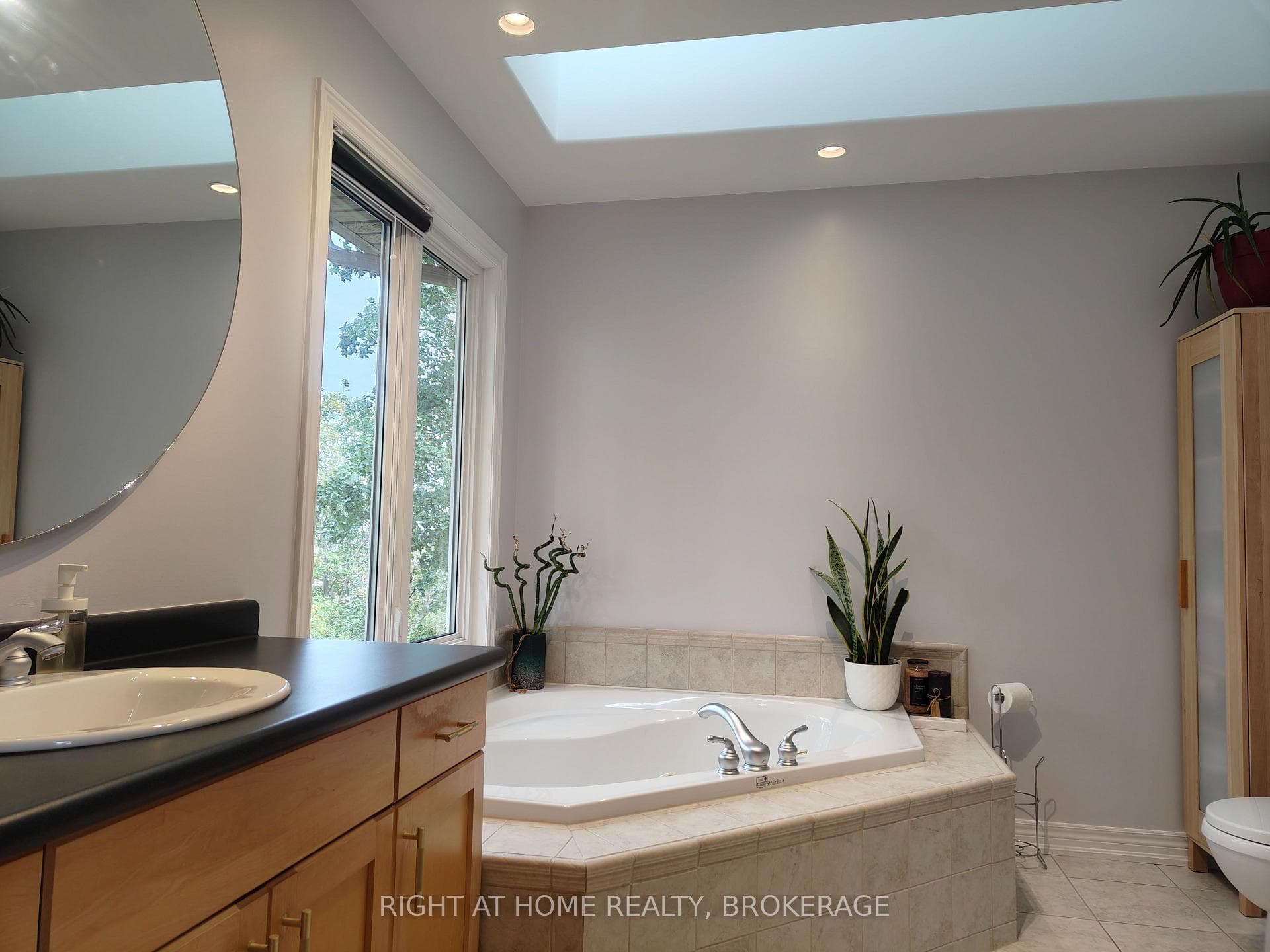 22 Ursula Avenue photo 28