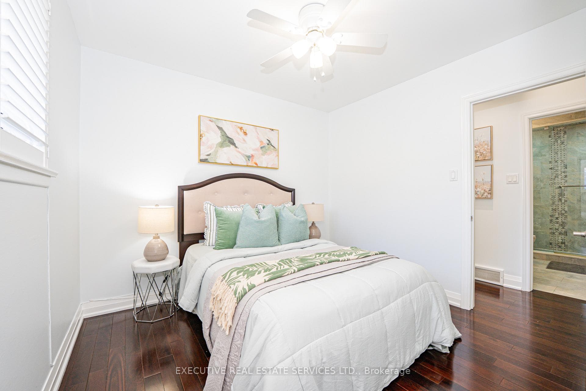 37 Ravenview Drive photo 32