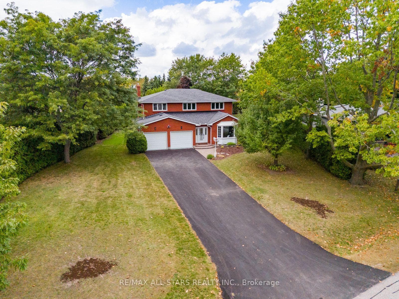 5 Edinborough Avenue photo 3