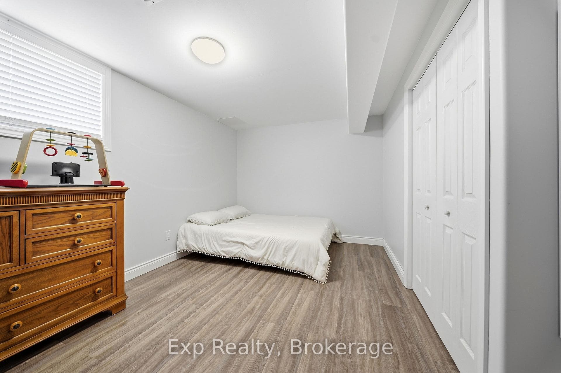 818 Palace Road photo 34