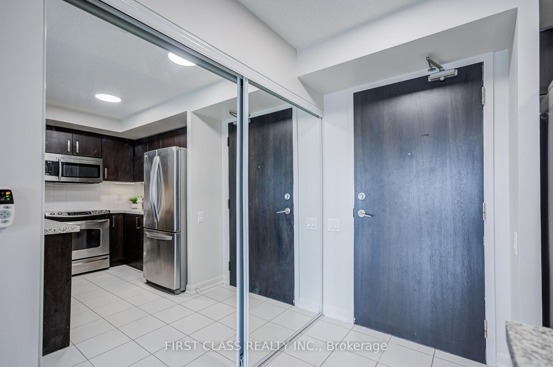 17 Anndale Drive Unit 1115 photo 5