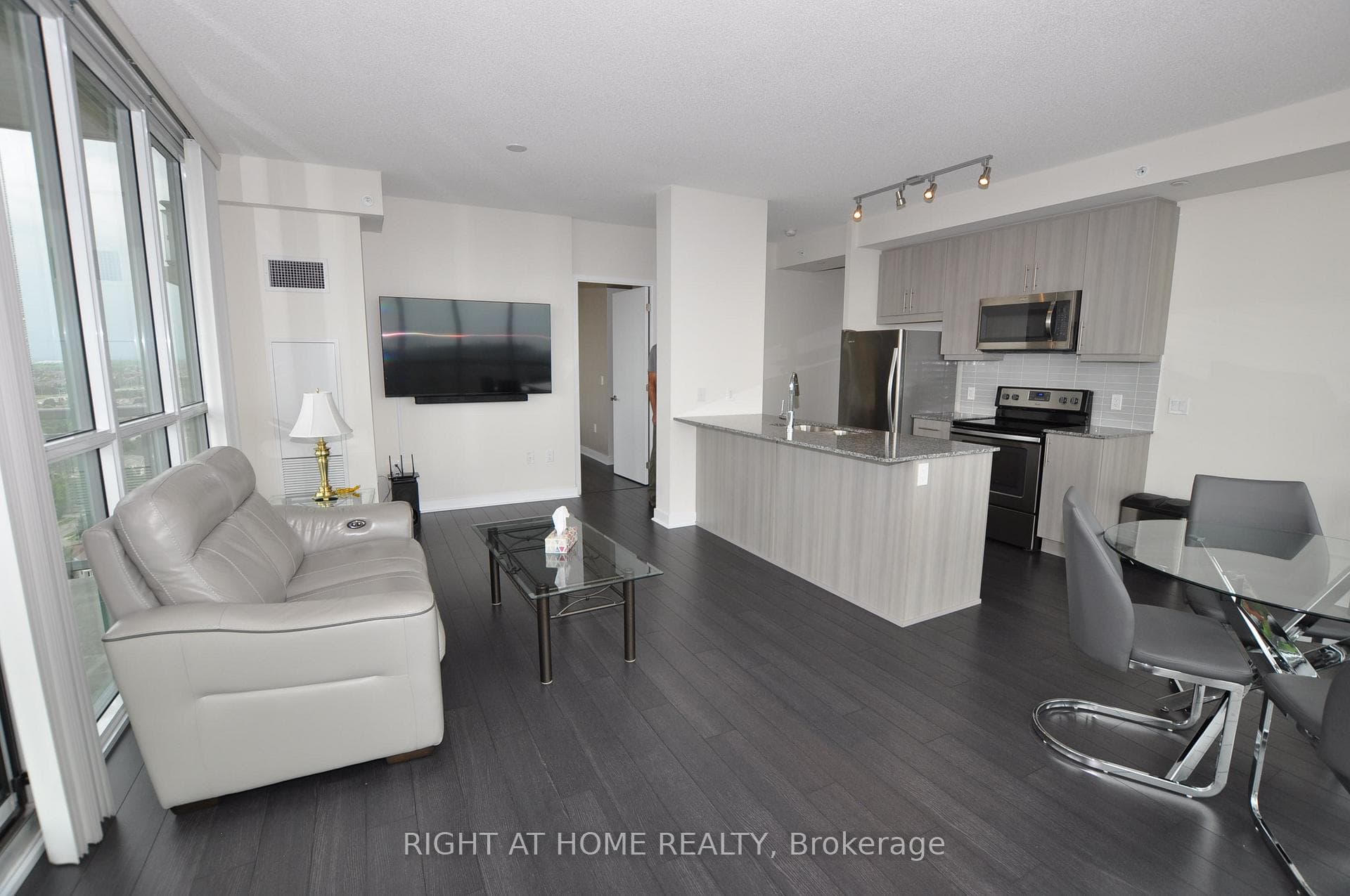 3975 Grand Park Drive Unit 1904 photo 8