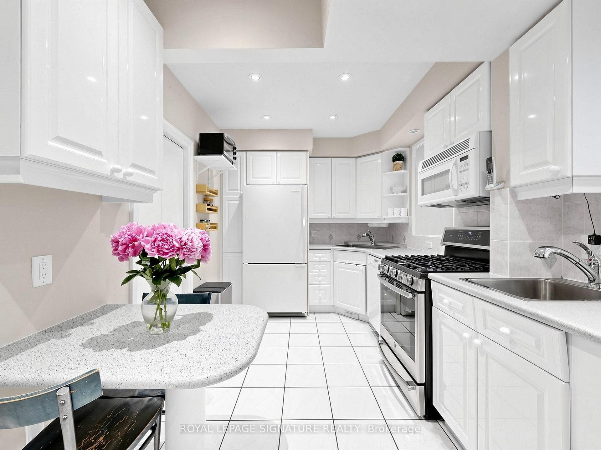 46 Brookview Drive photo 7