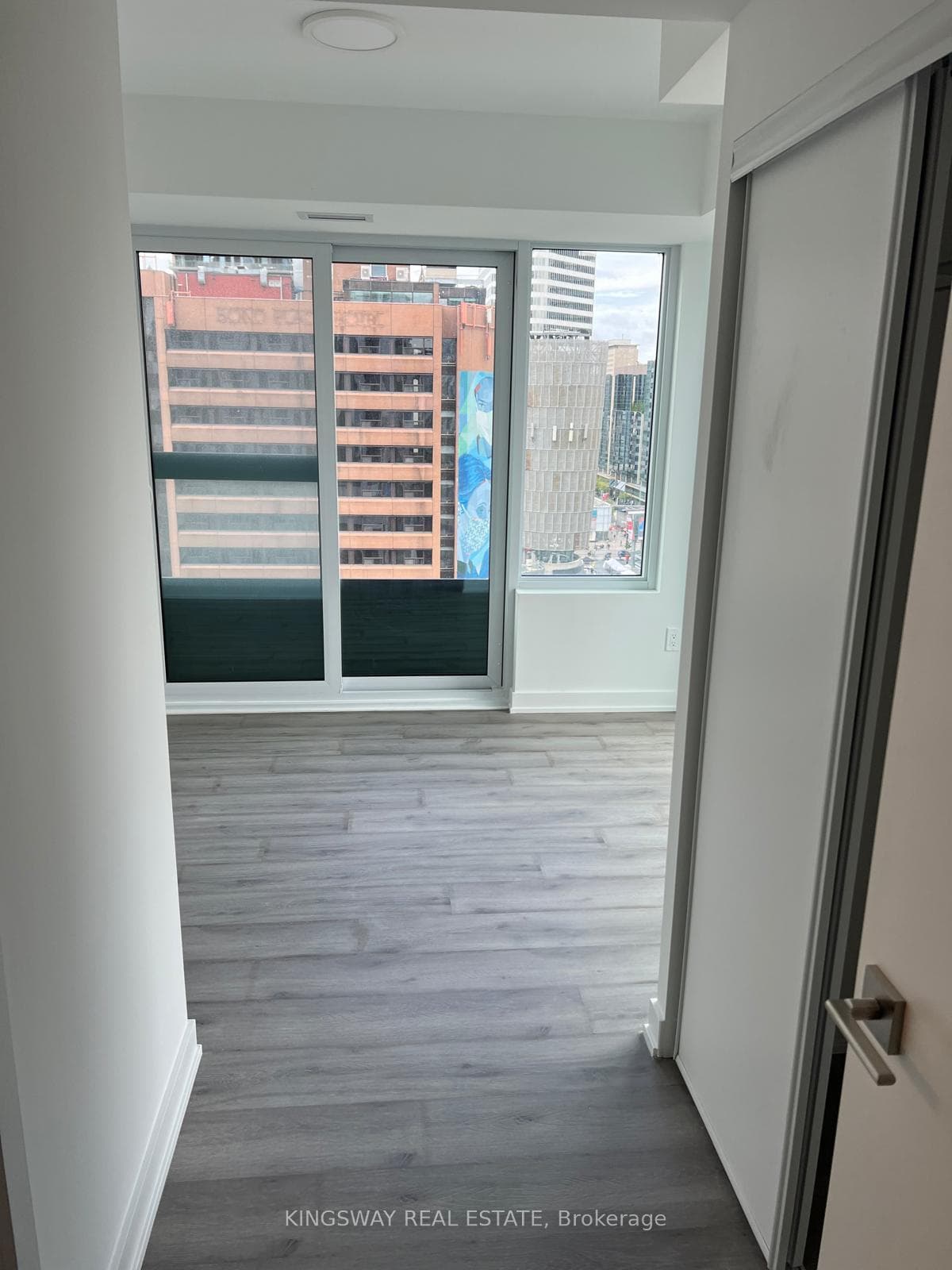 252 Church Street Unit 1603 photo 9