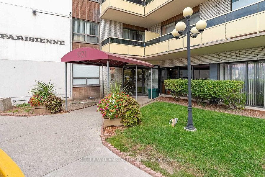 921 Midland Avenue Unit 704 photo 30