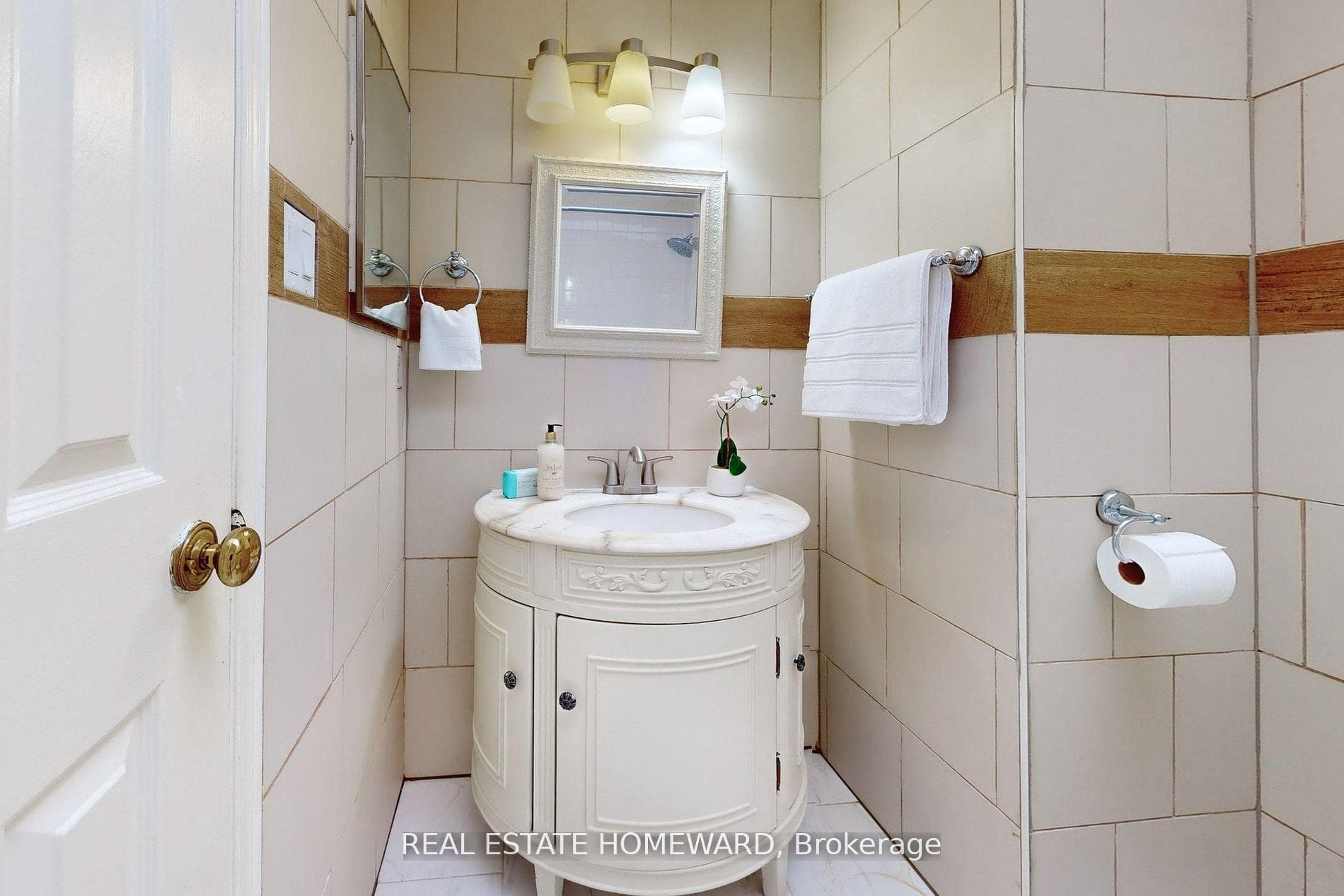 11 Belmont Court photo 27