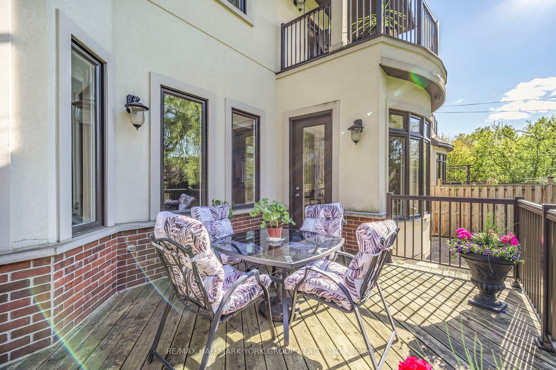 376A Drewry Avenue photo 45