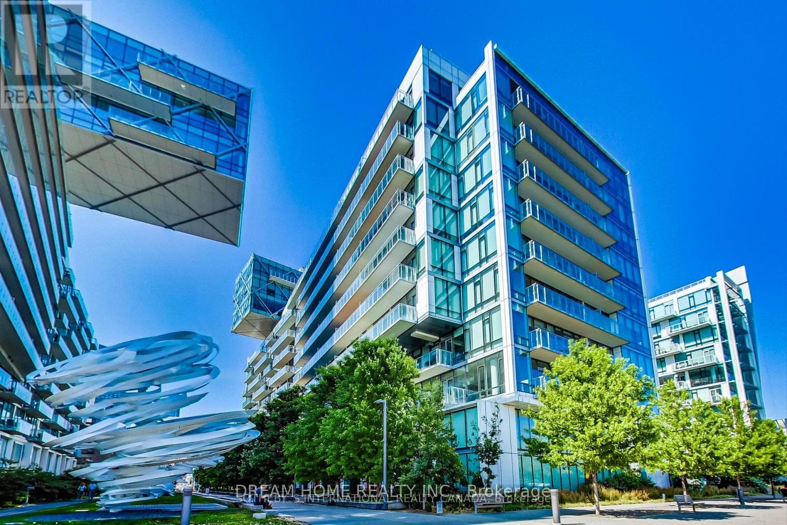 39 Queens Quay Unit 305 photo 1