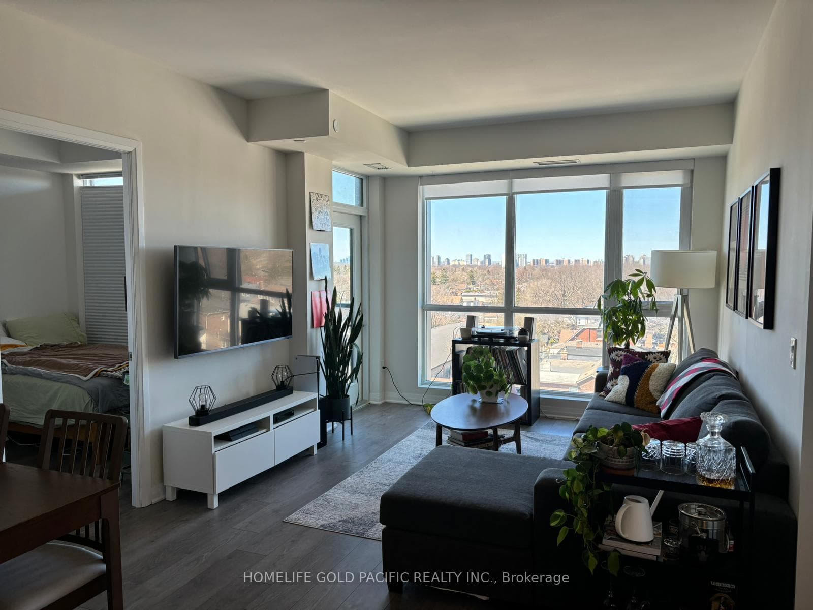 2301 Danforth Avenue Unit 714 photo 4