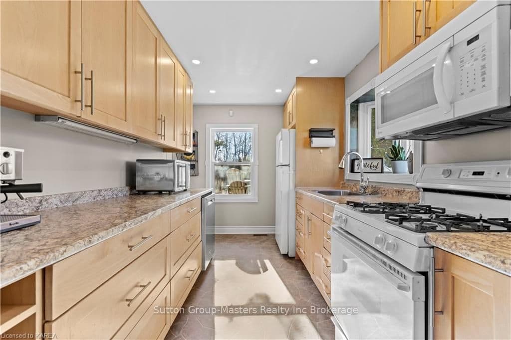 2388 FINDLAY STATION Road photo 9