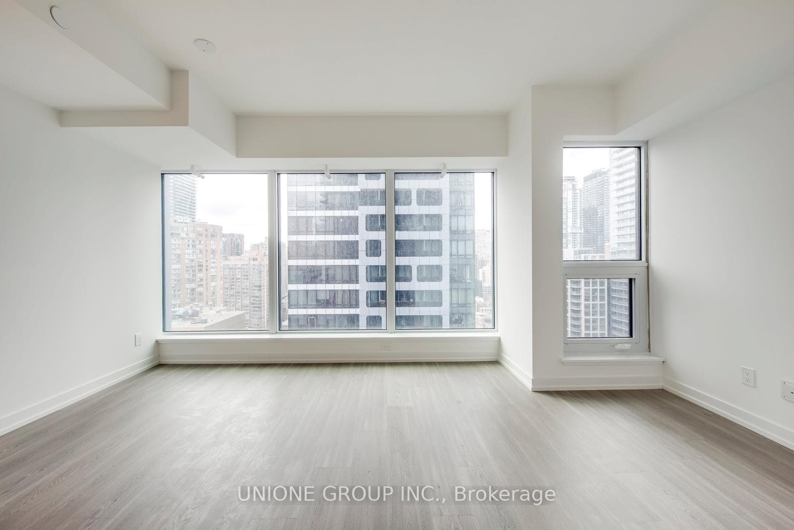 8 Wellesley Street Unit 2506 photo 10